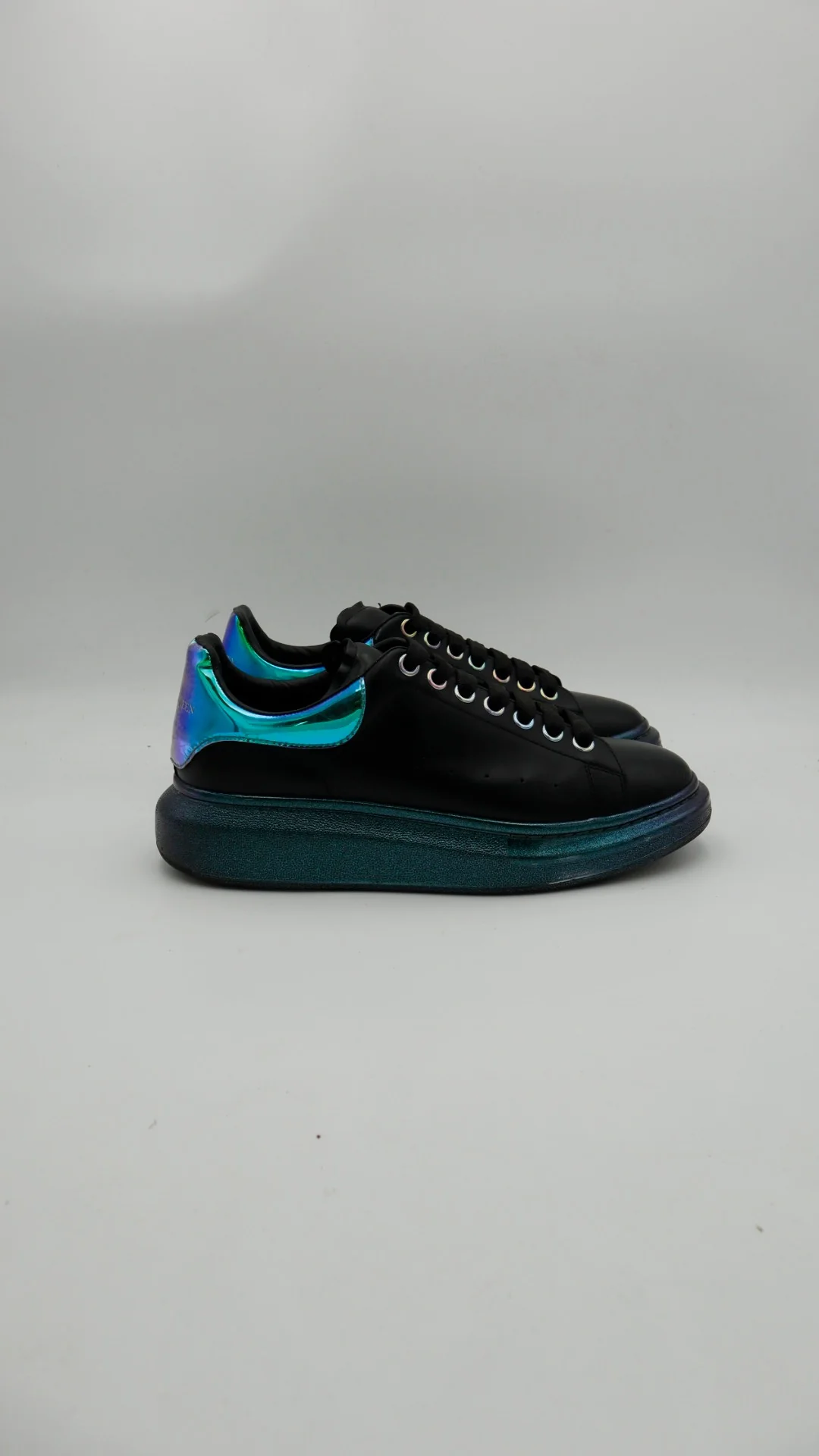 Mcqueen Black