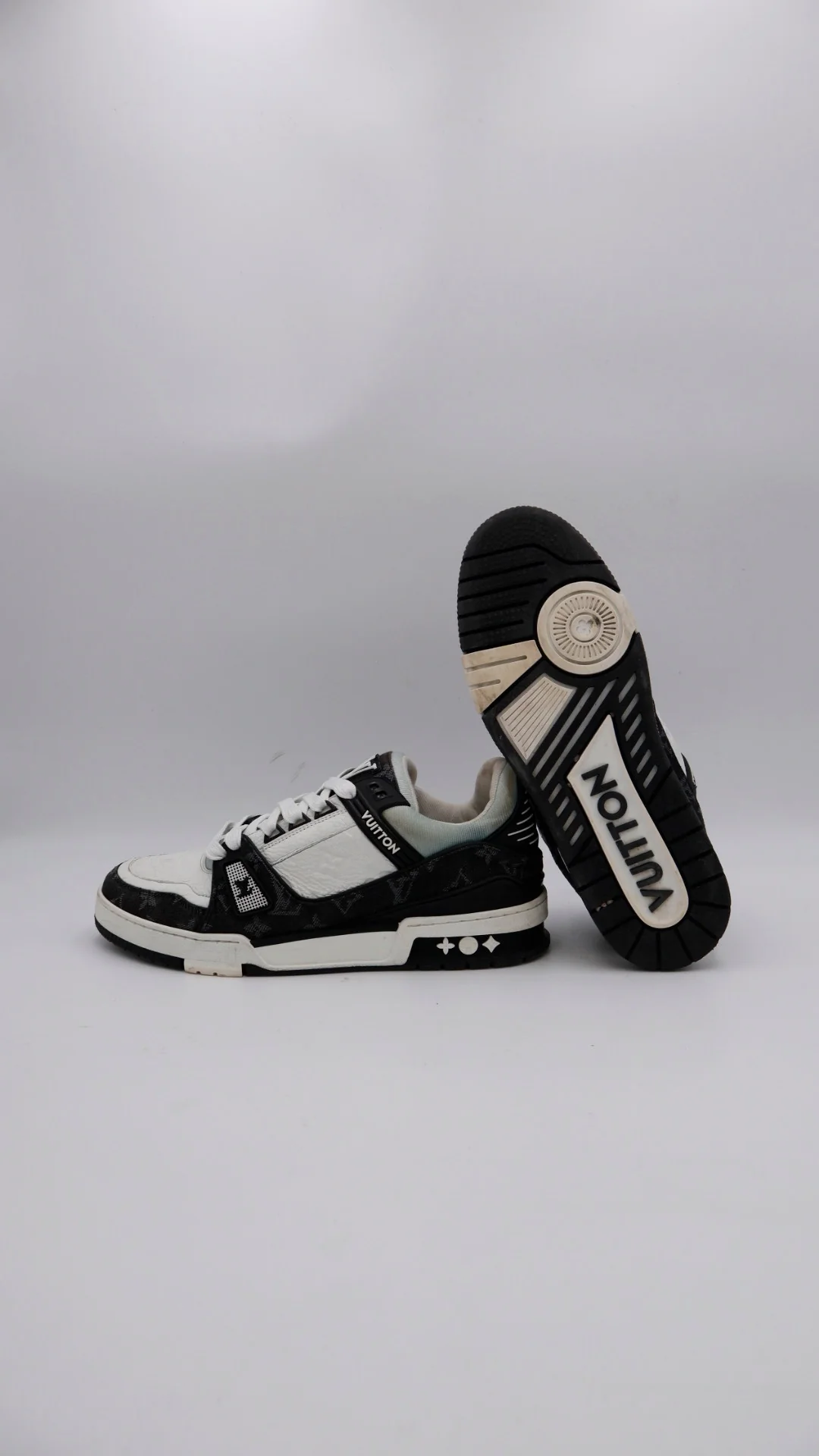 Louis Vuitton Trainer 6