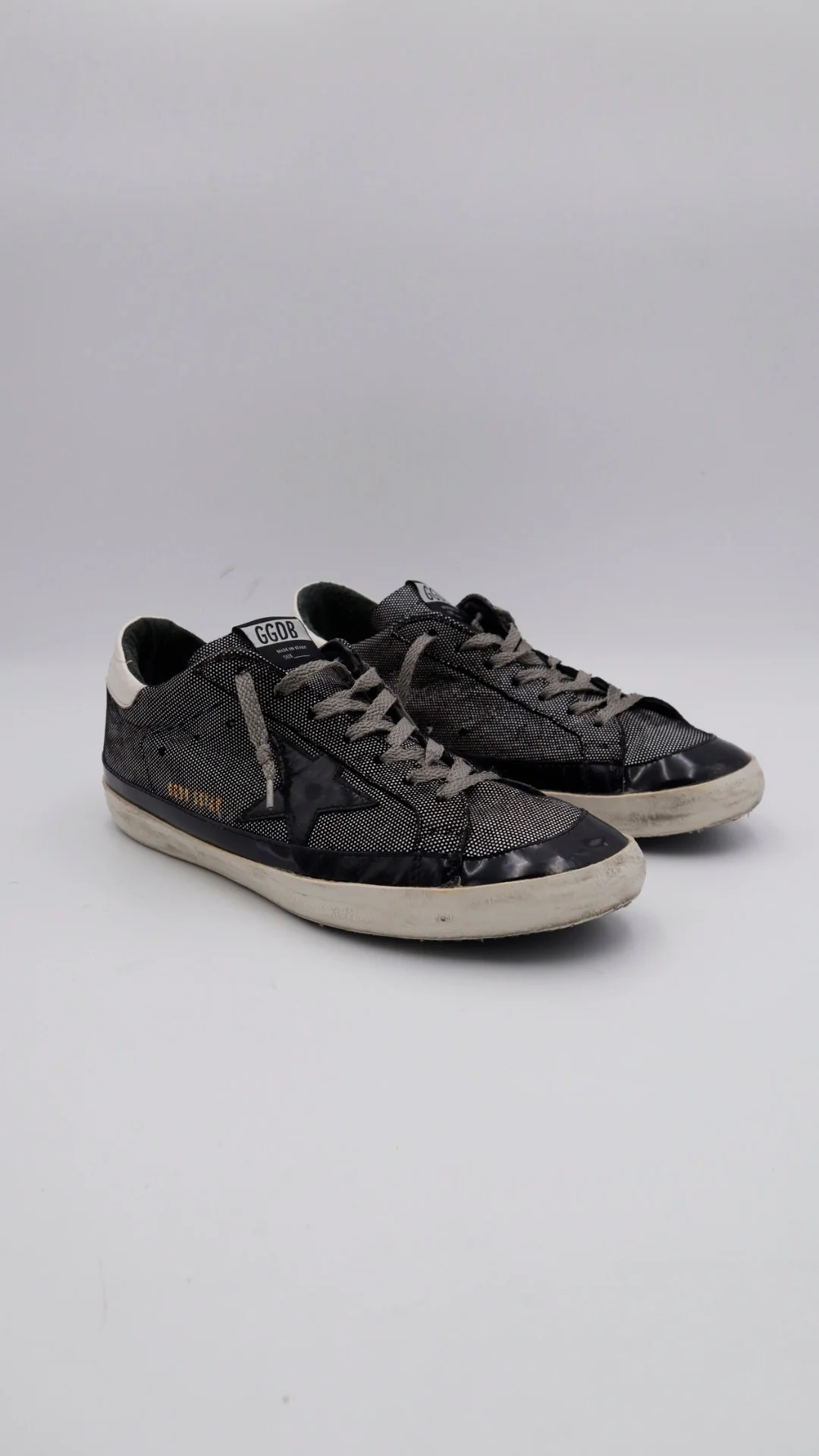 Golden Goose Superstar 2