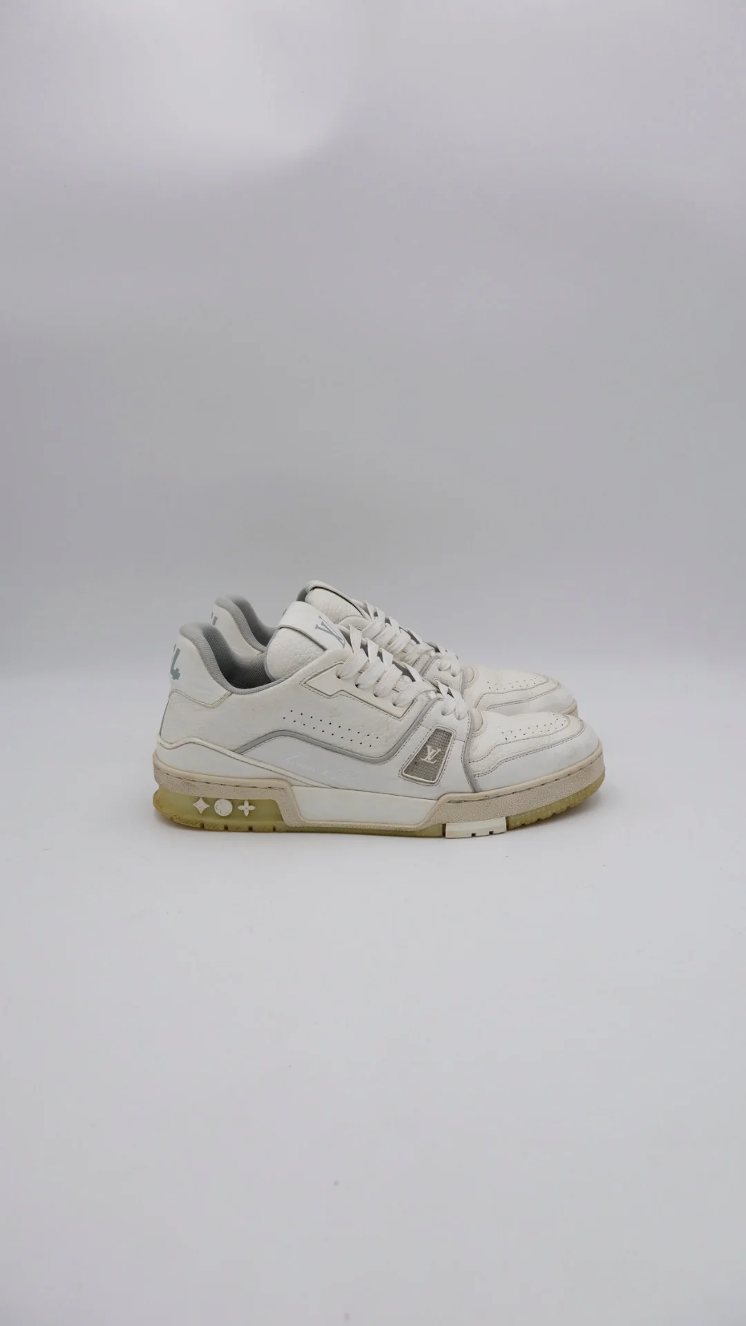 Louis Vuitton Trainer #54