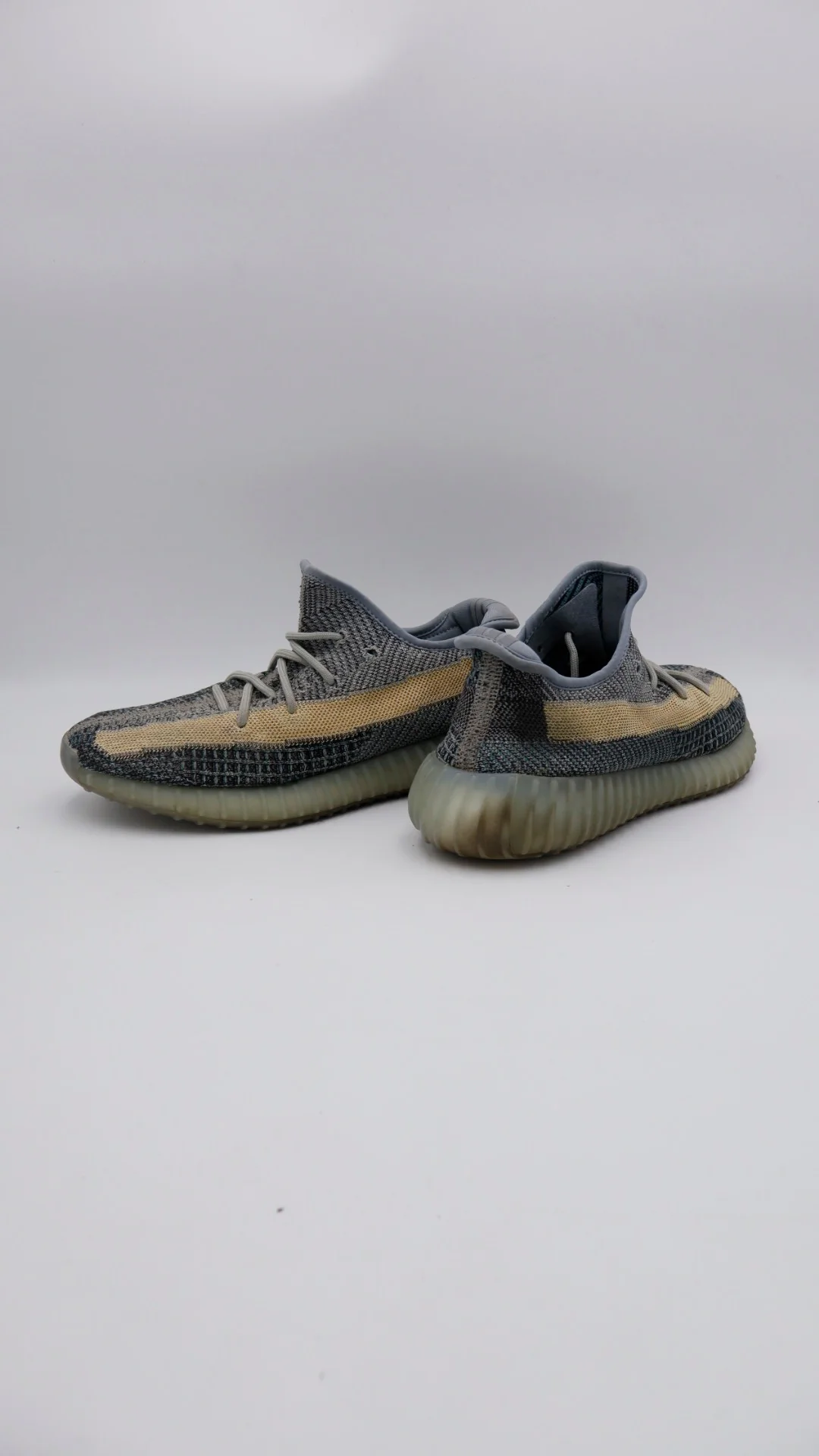 Yeezy 350 Safflower 4