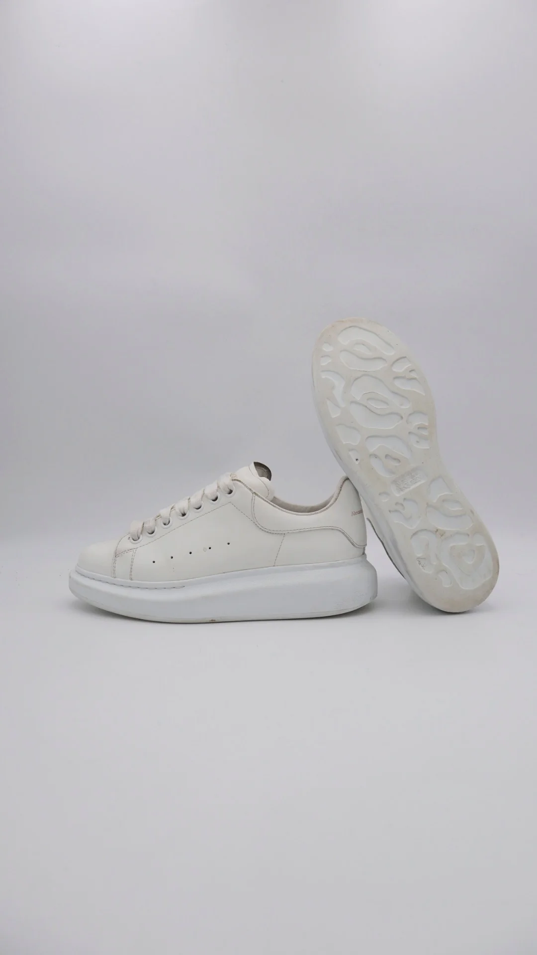 Mcqueen Triple White 5