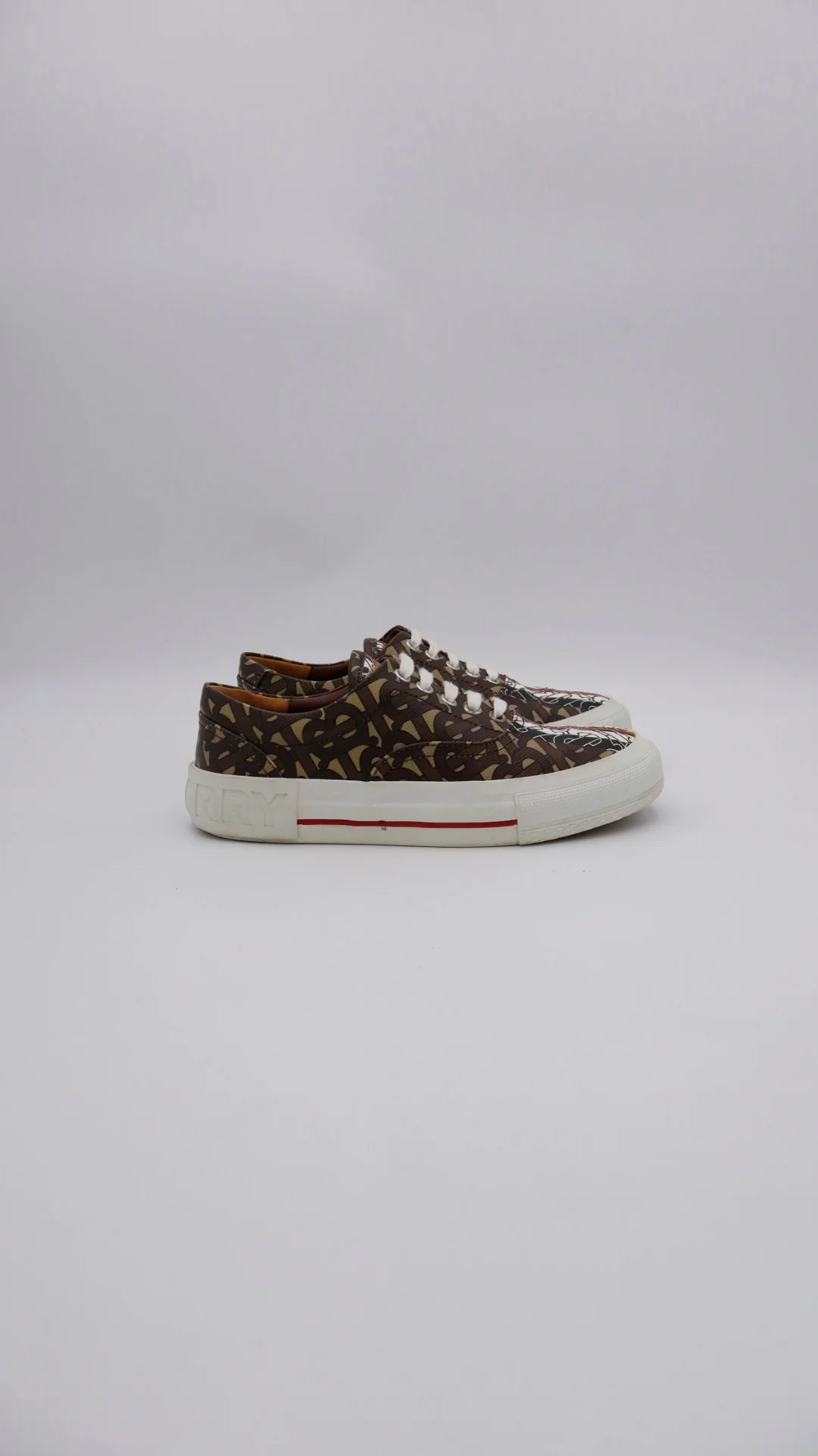 Burberry Low