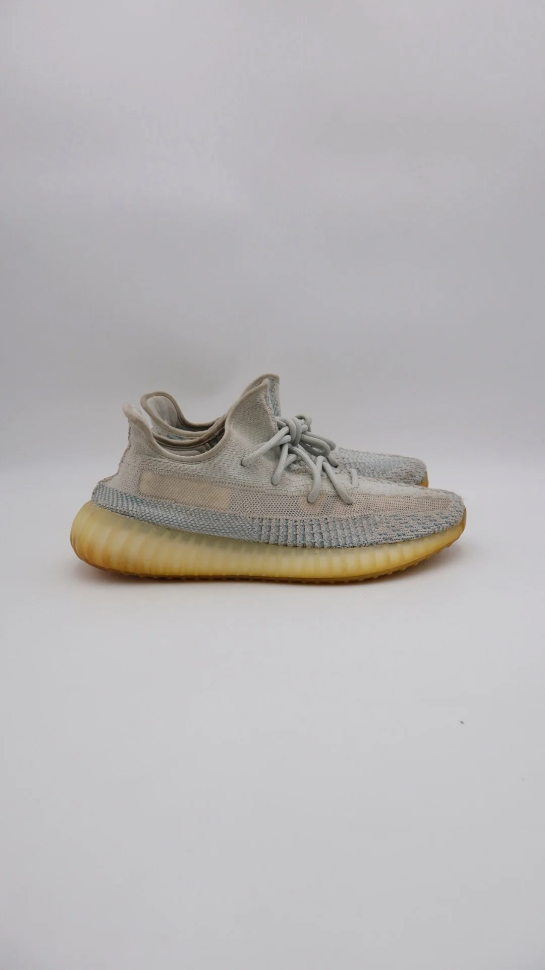 Yeezy 350 Cloud