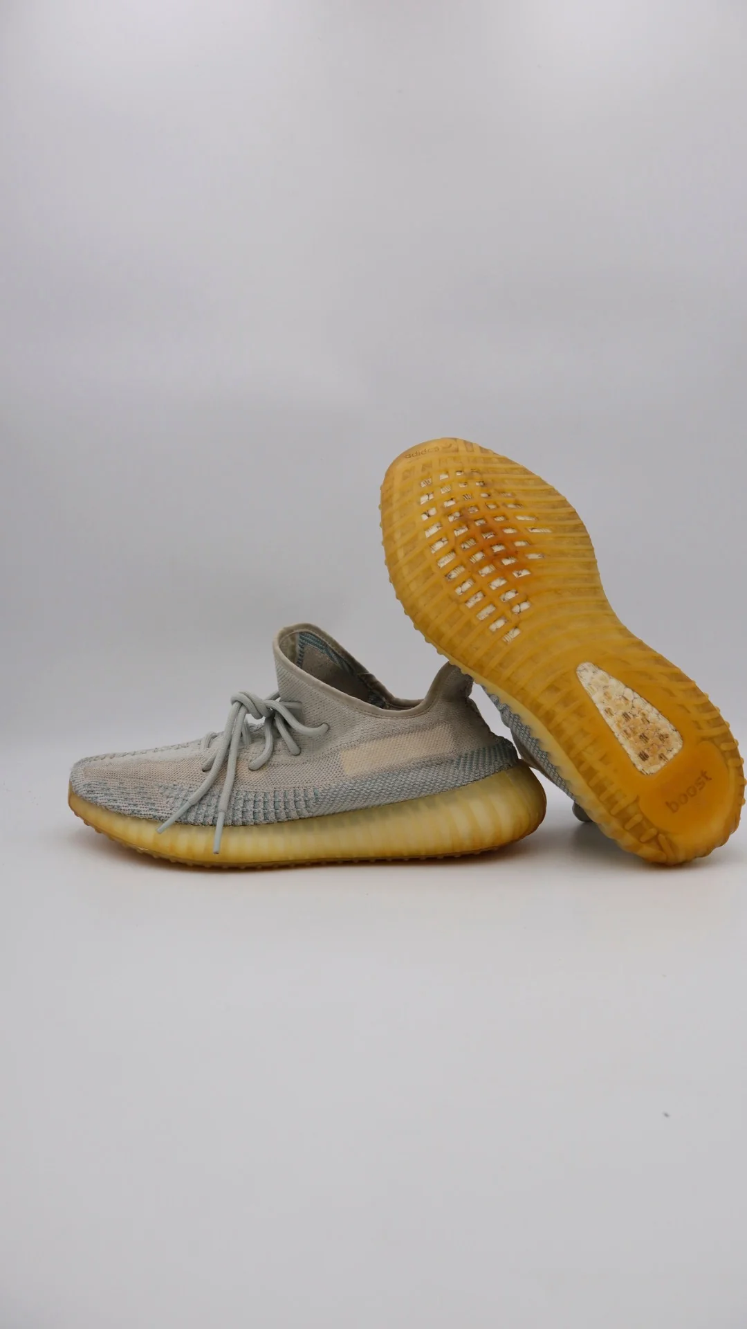 Yeezy 350 Cloud 5