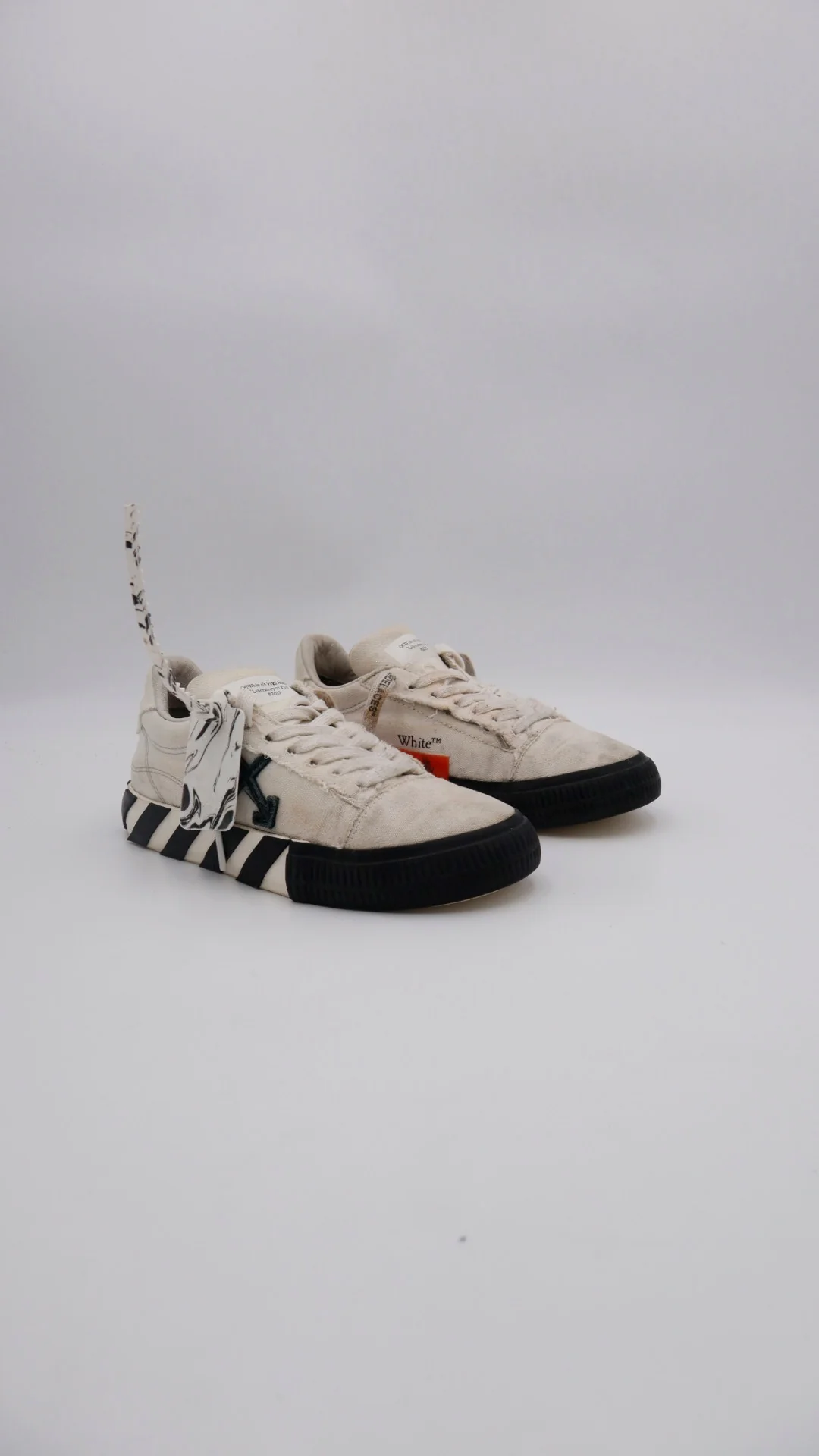 Off Vulc Low 2