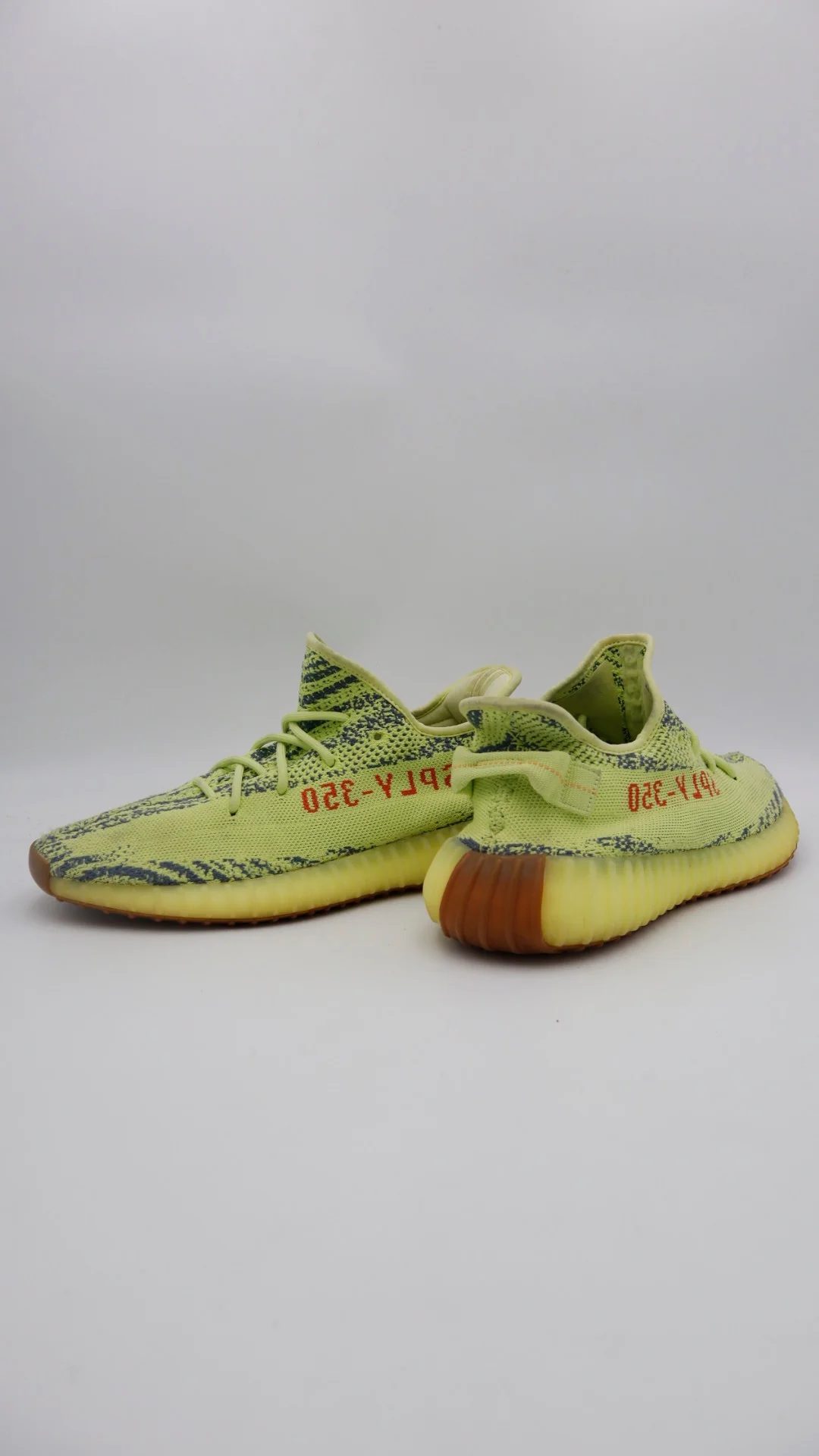 Yeezy 350 Semi Frozen 4