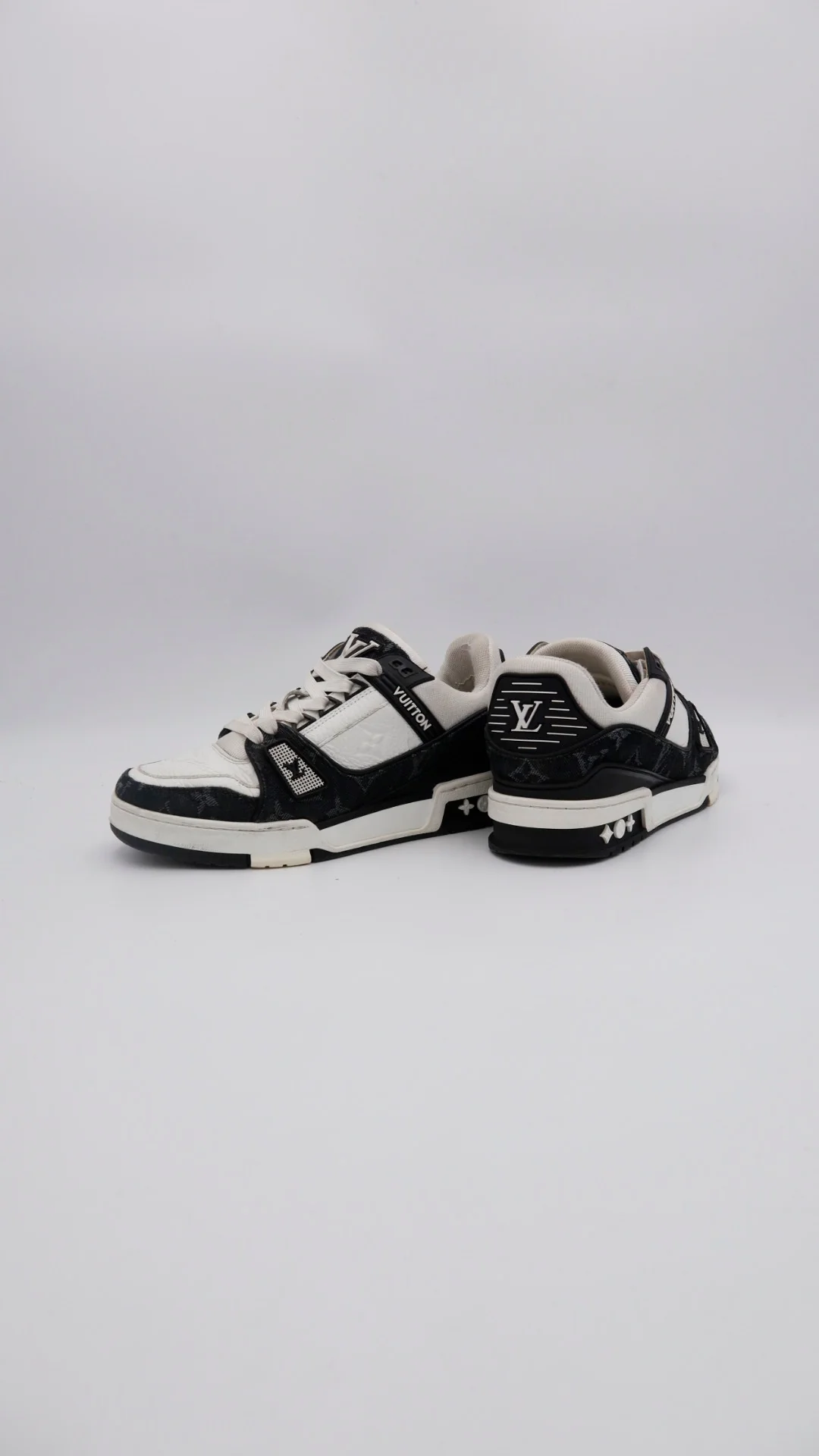 Louis Vuitton Trainer 5