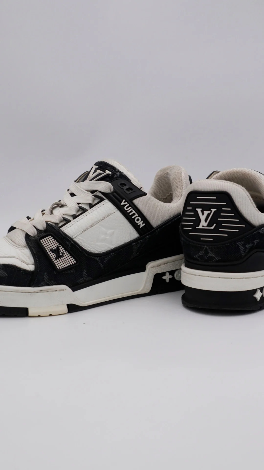 Louis Vuitton Trainer 6