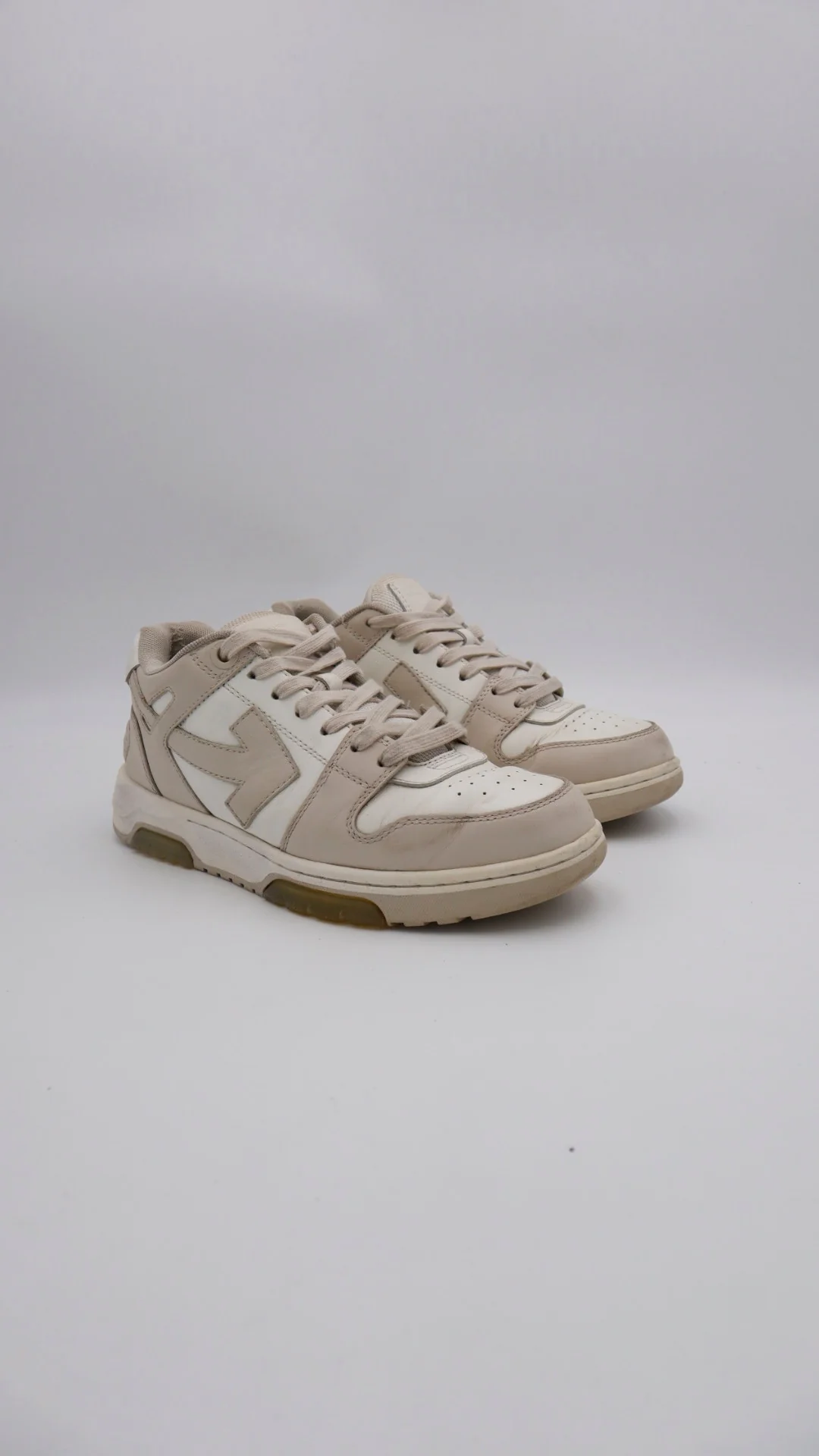 Off OOO Beige 2