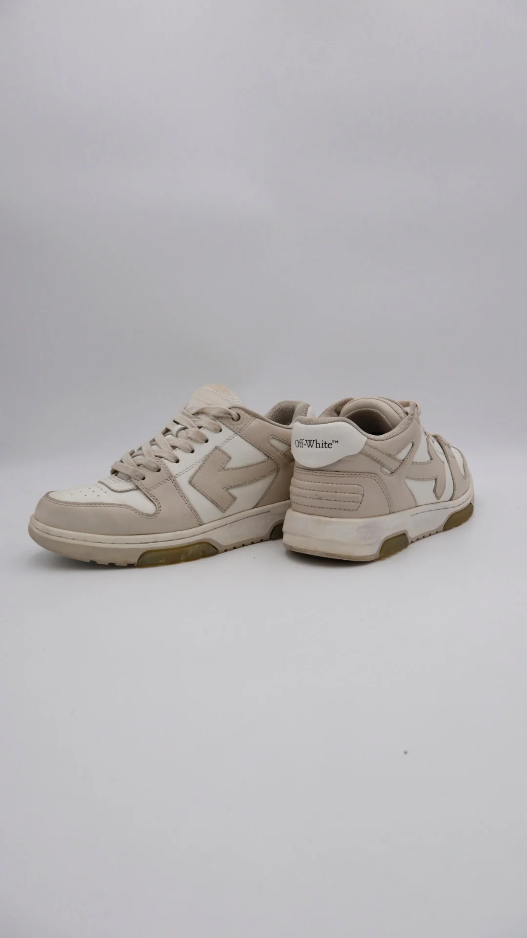 Off OOO Beige 4