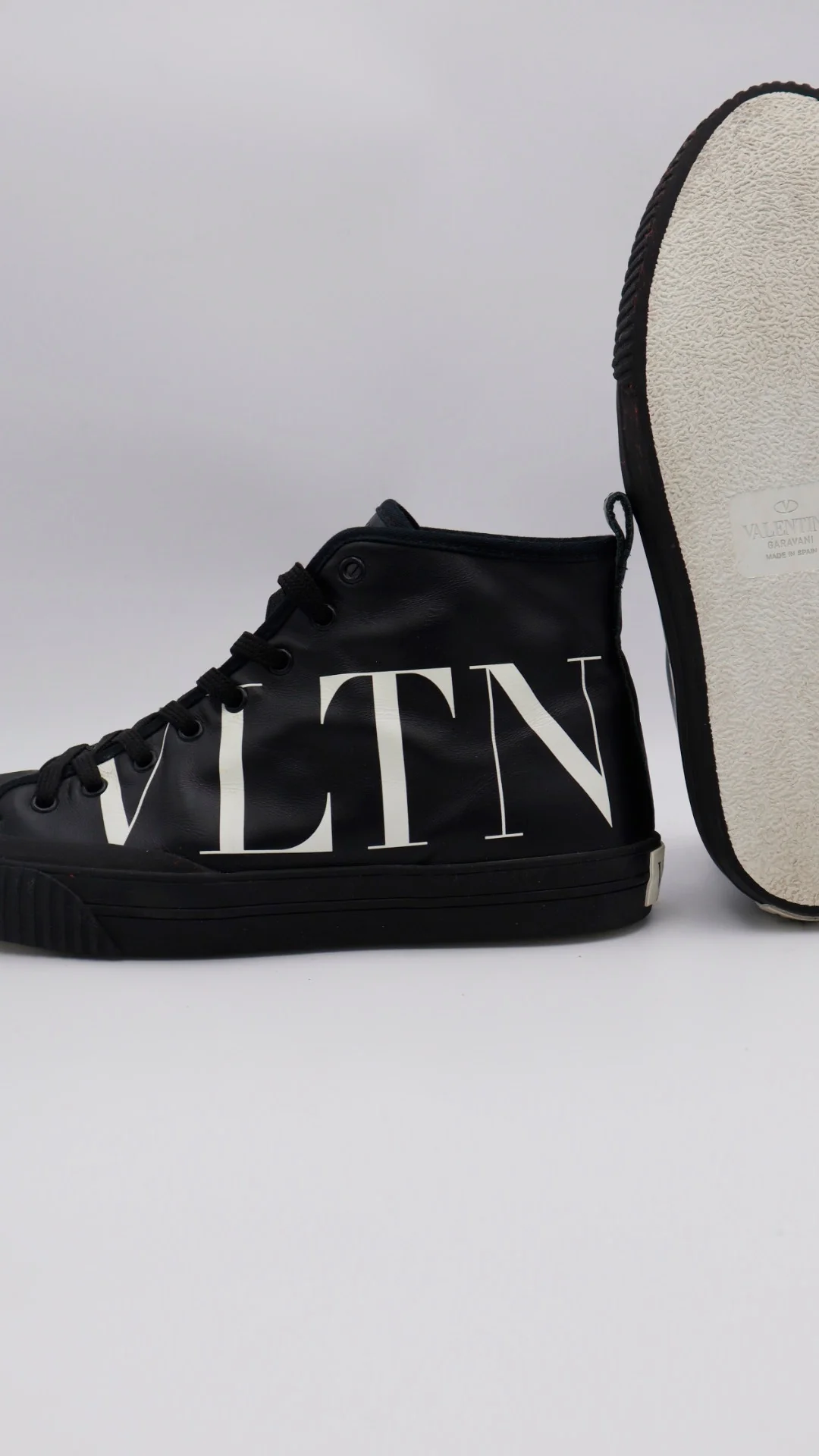 Valentino High Logo 6