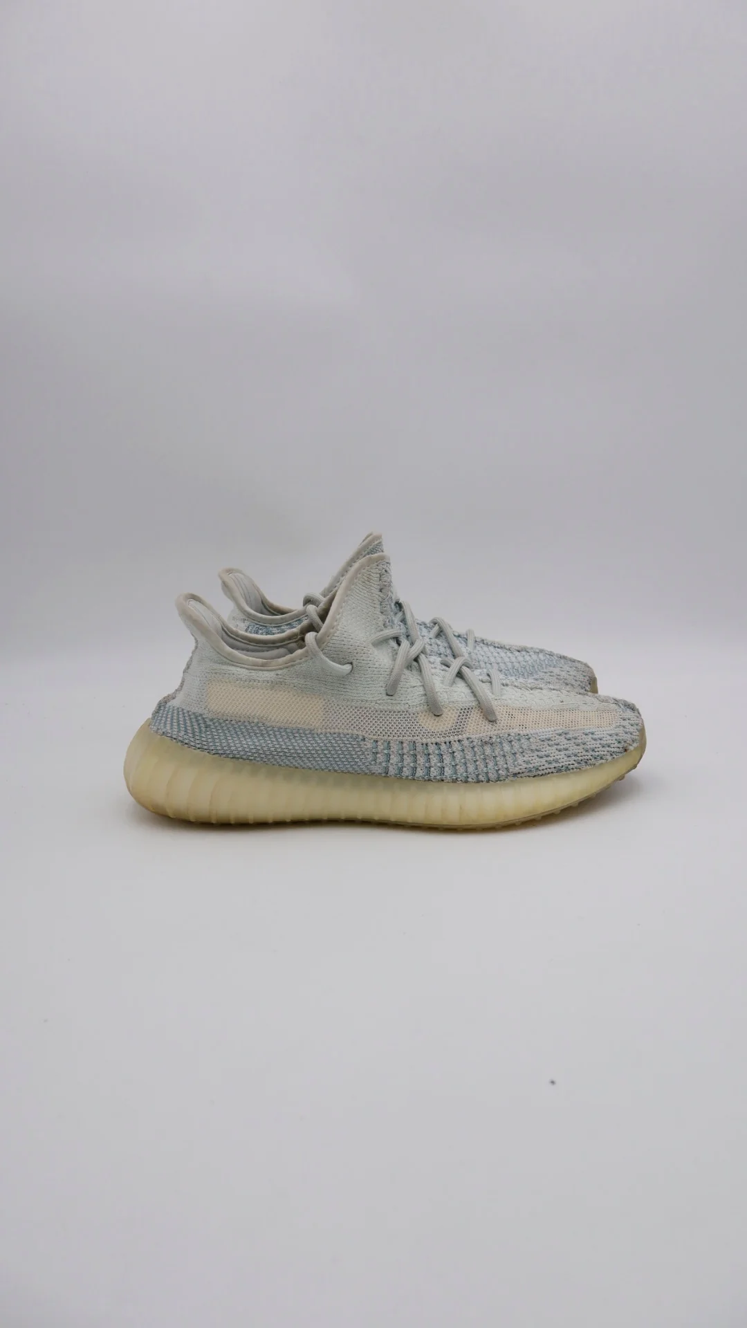 Yeezy 350 Cloud