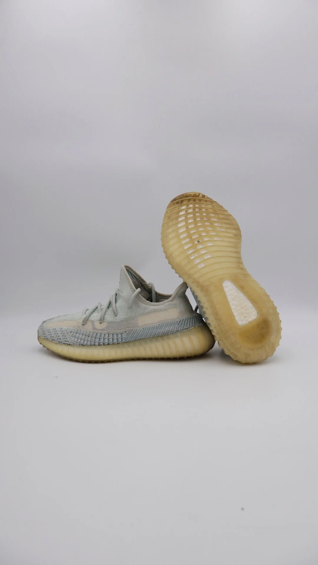 Yeezy 350 Cloud 5