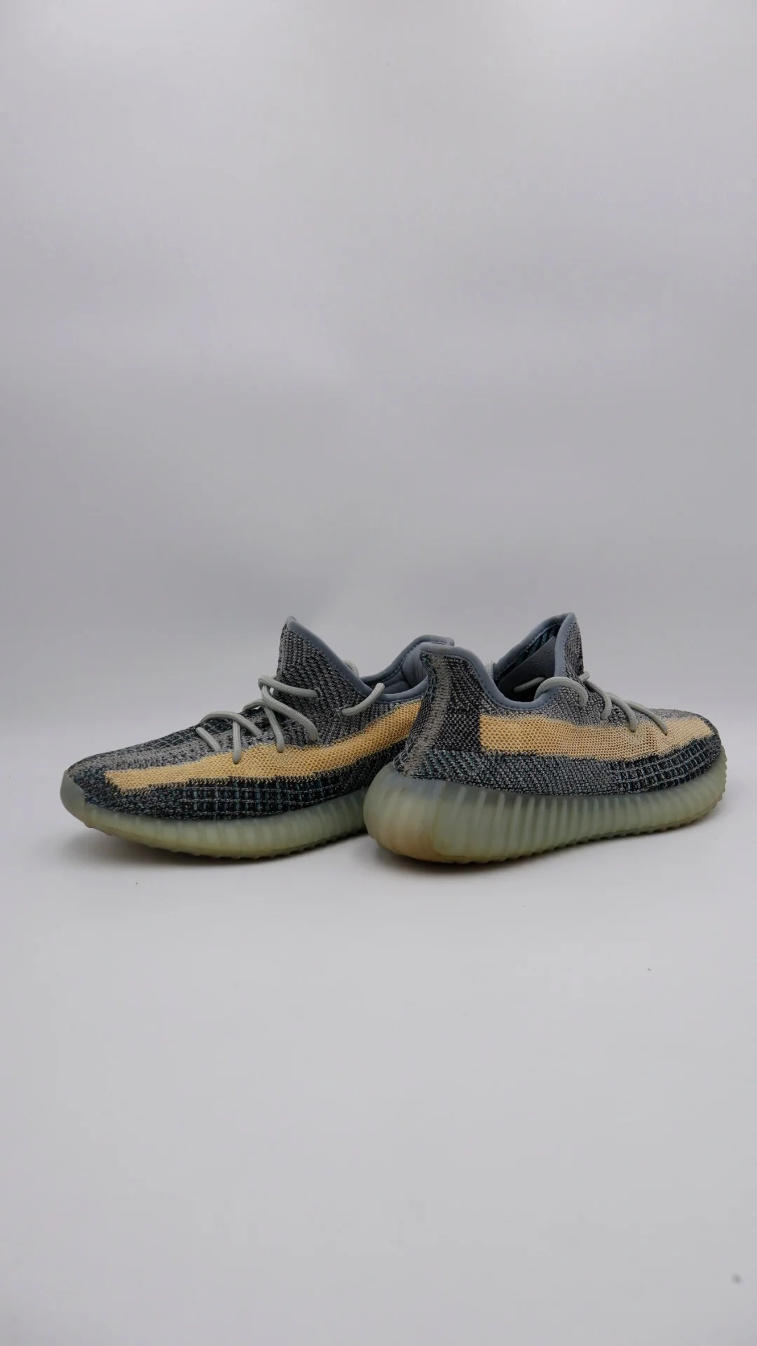 Yeezy 350 Ash Blue  4