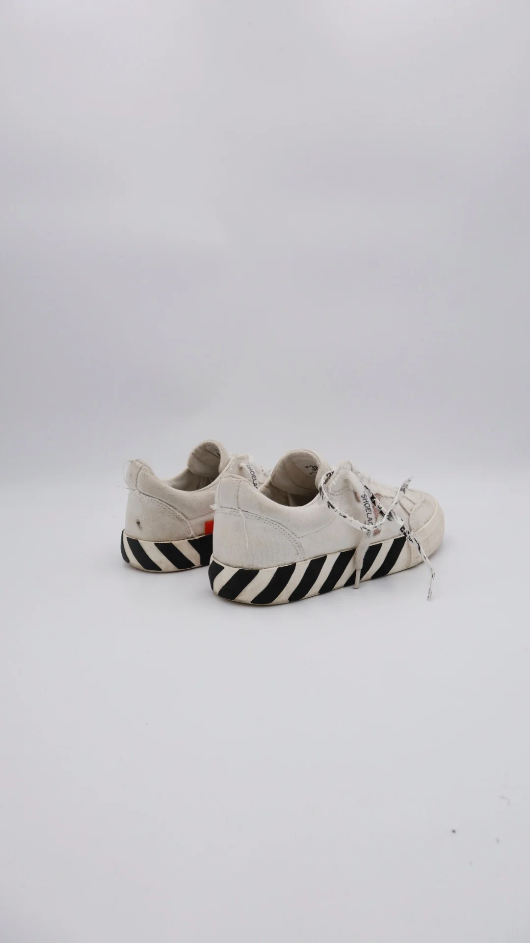 Off White Vulc 3