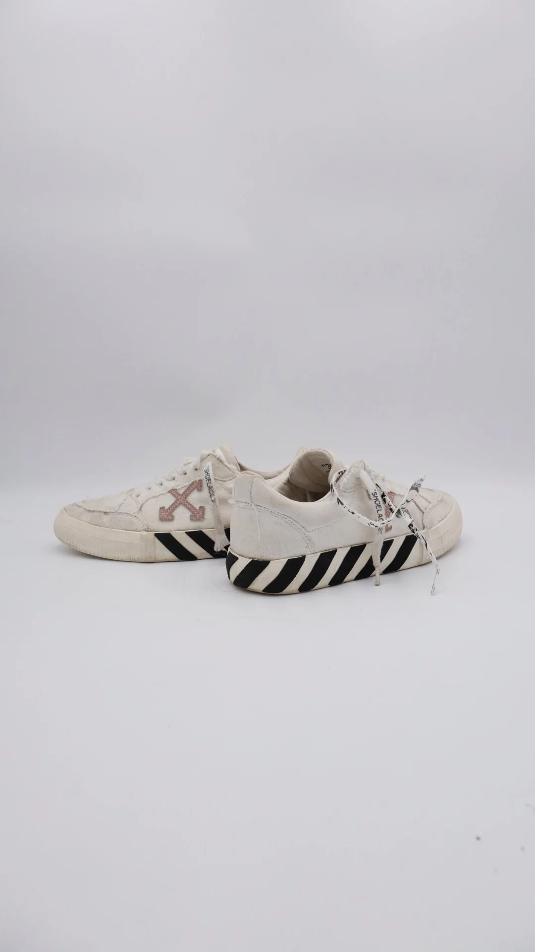Off White Vulc 4