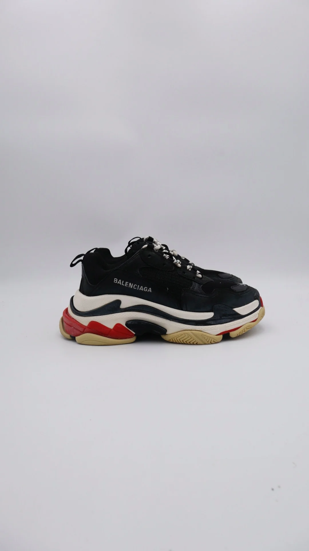 Balenciaga Triple S Clásico