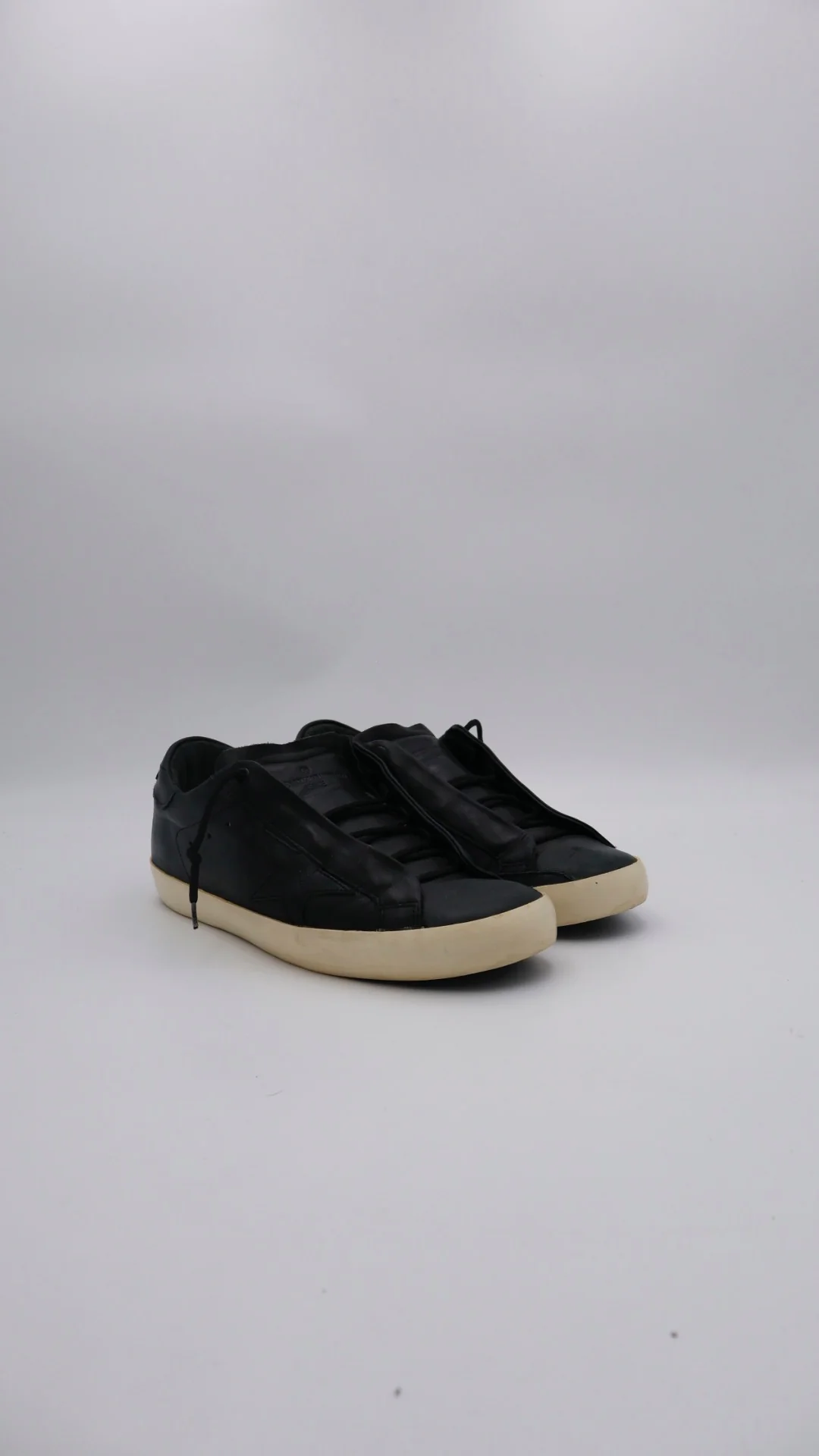 Golden Goose Superstar 2