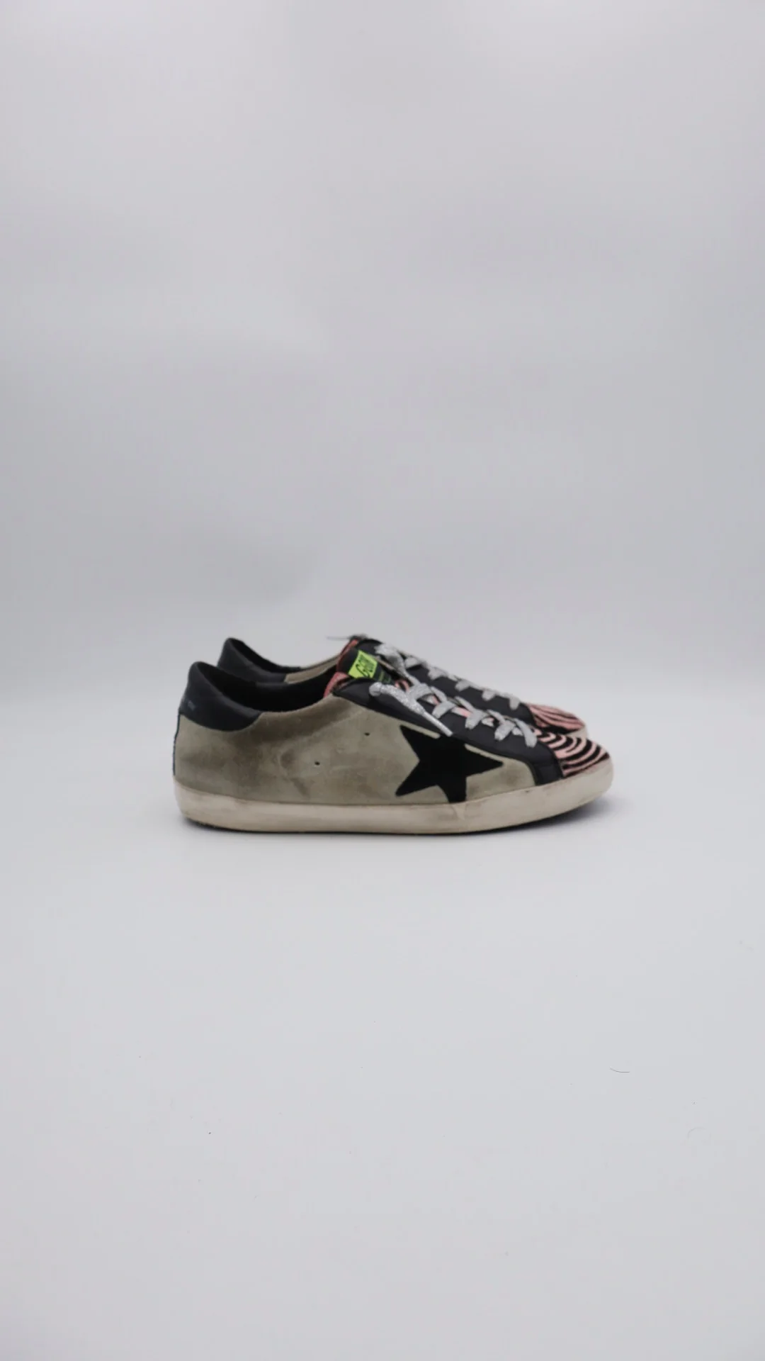 Golden Goose Superstar