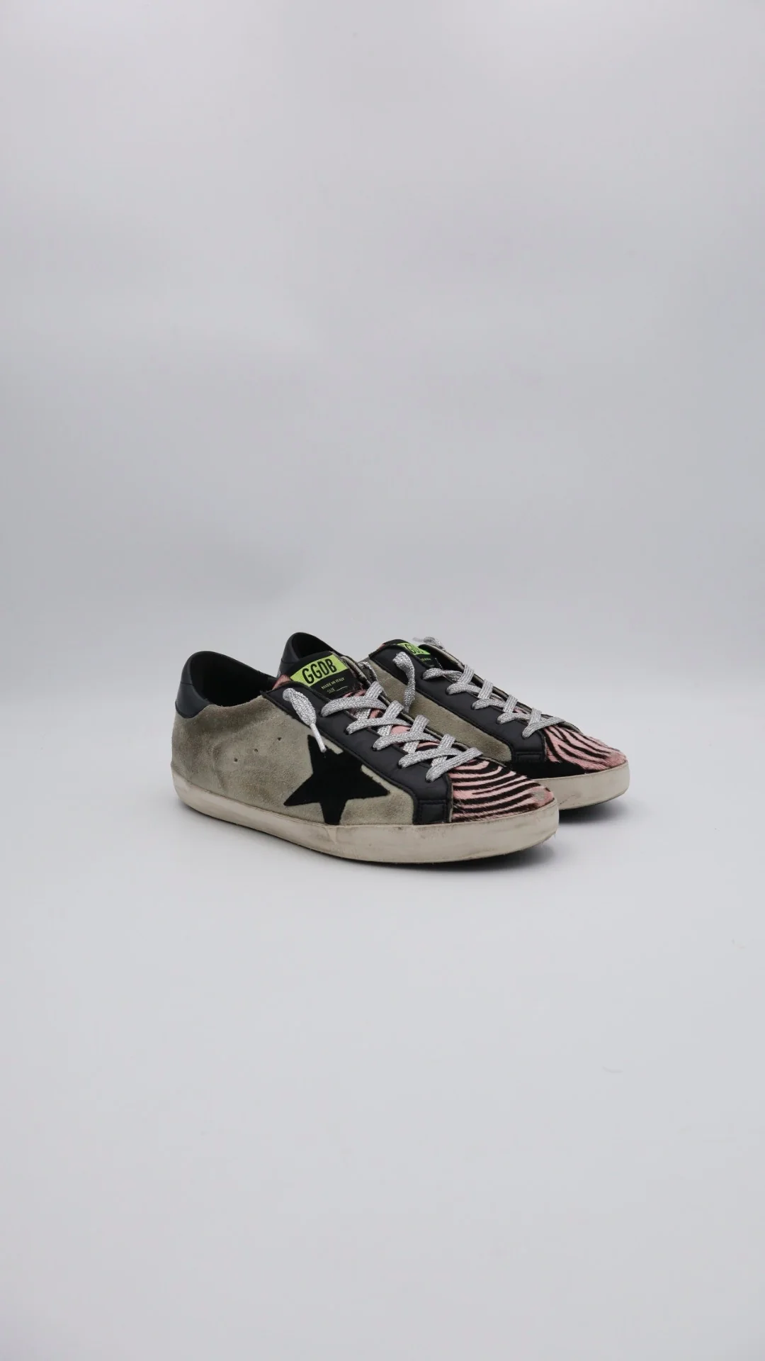 Golden Goose Superstar 2