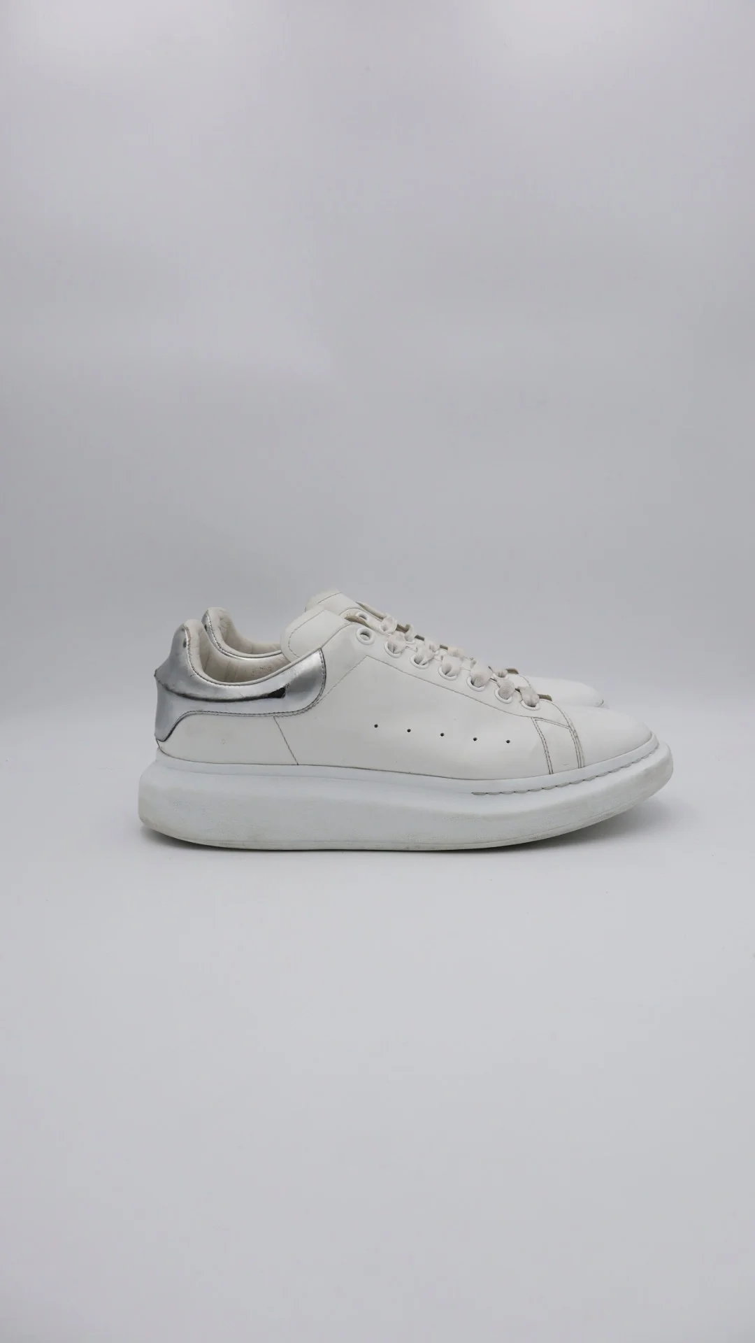 Mcqueen White Silver