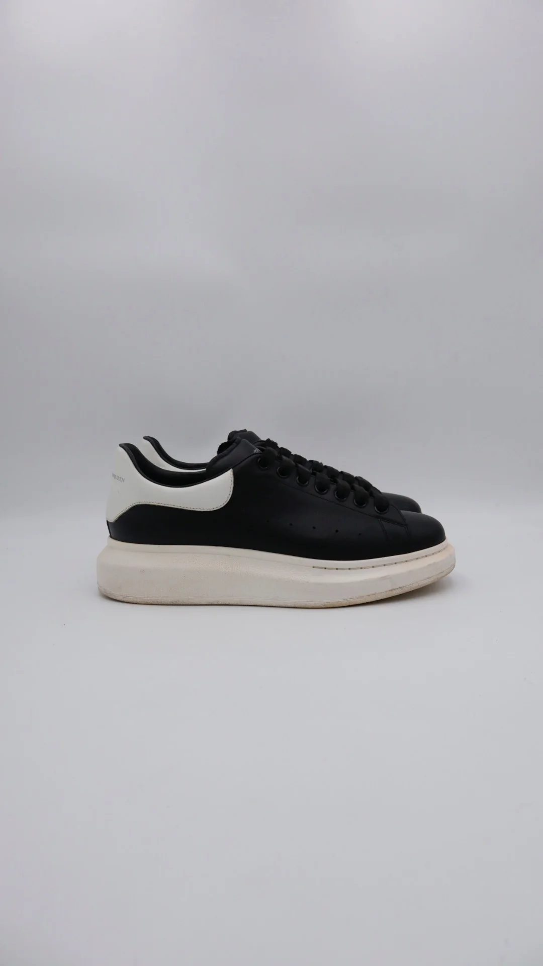 Mcqueen Black N White