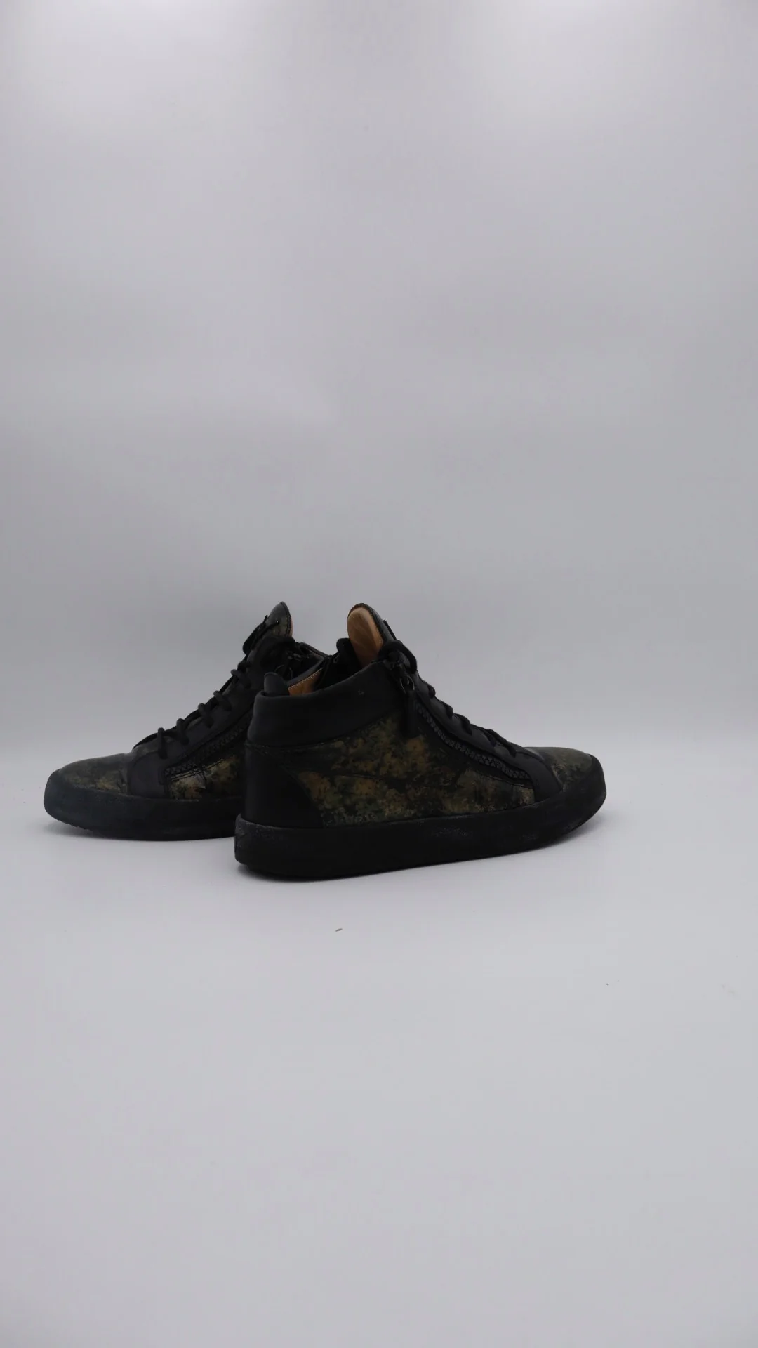 Giuseppe Zanotti 4