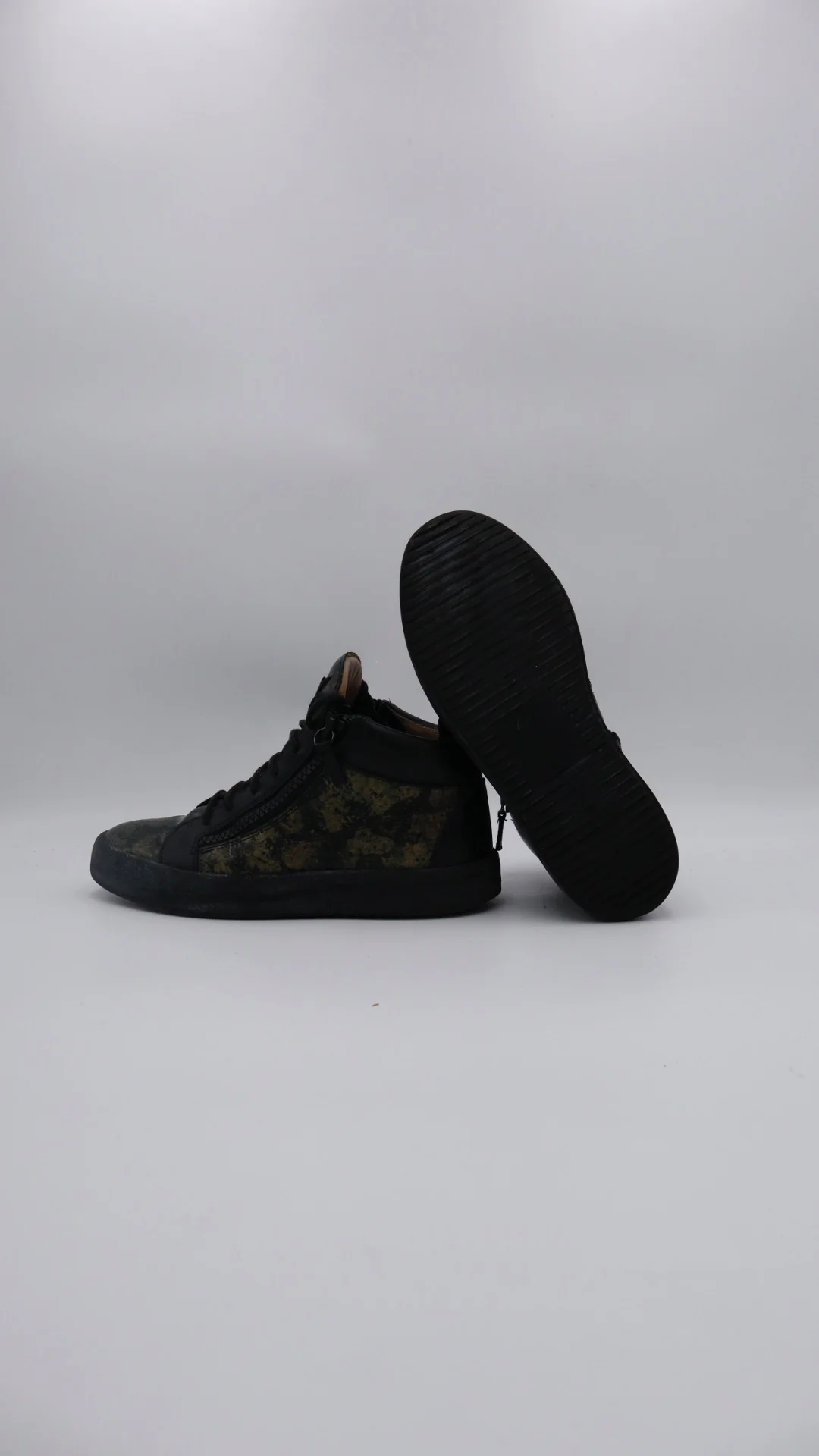 Giuseppe Zanotti 5