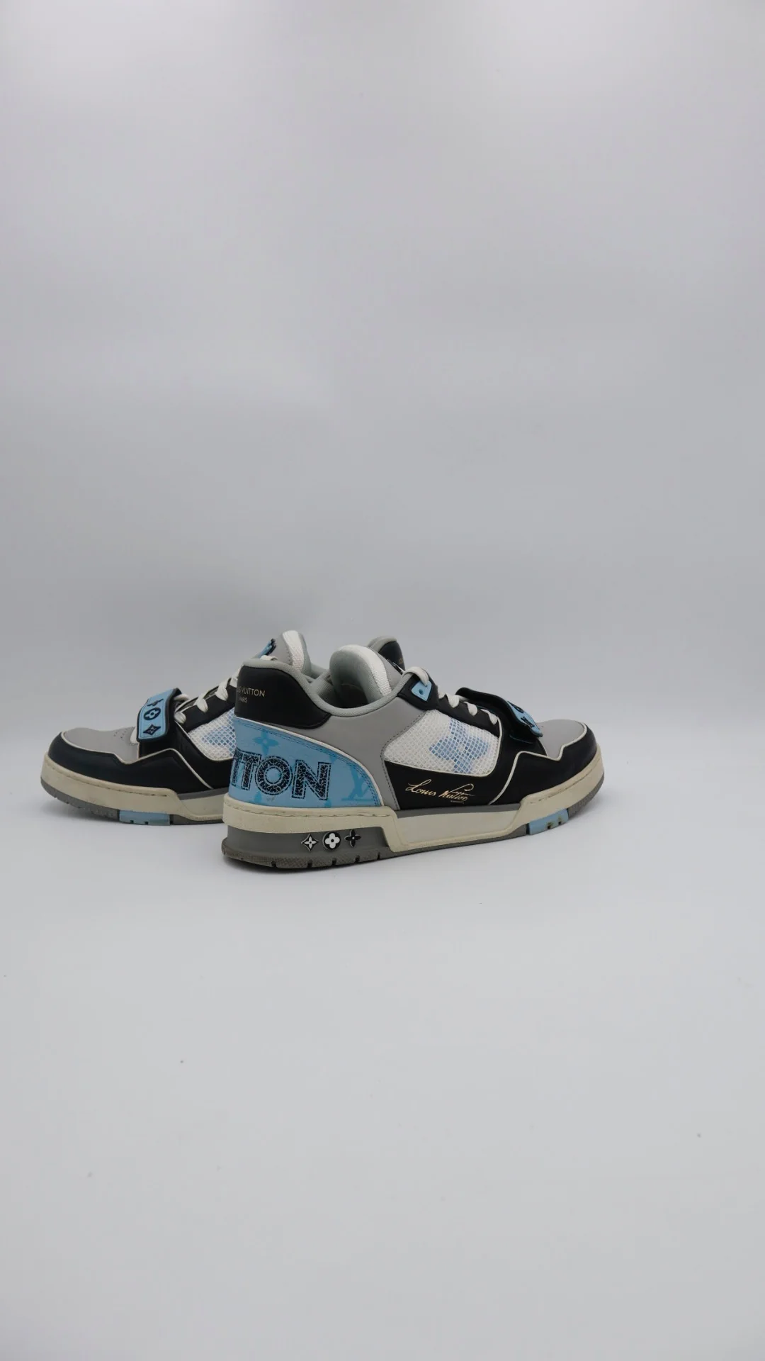 Louis Vuitton Trainer 4