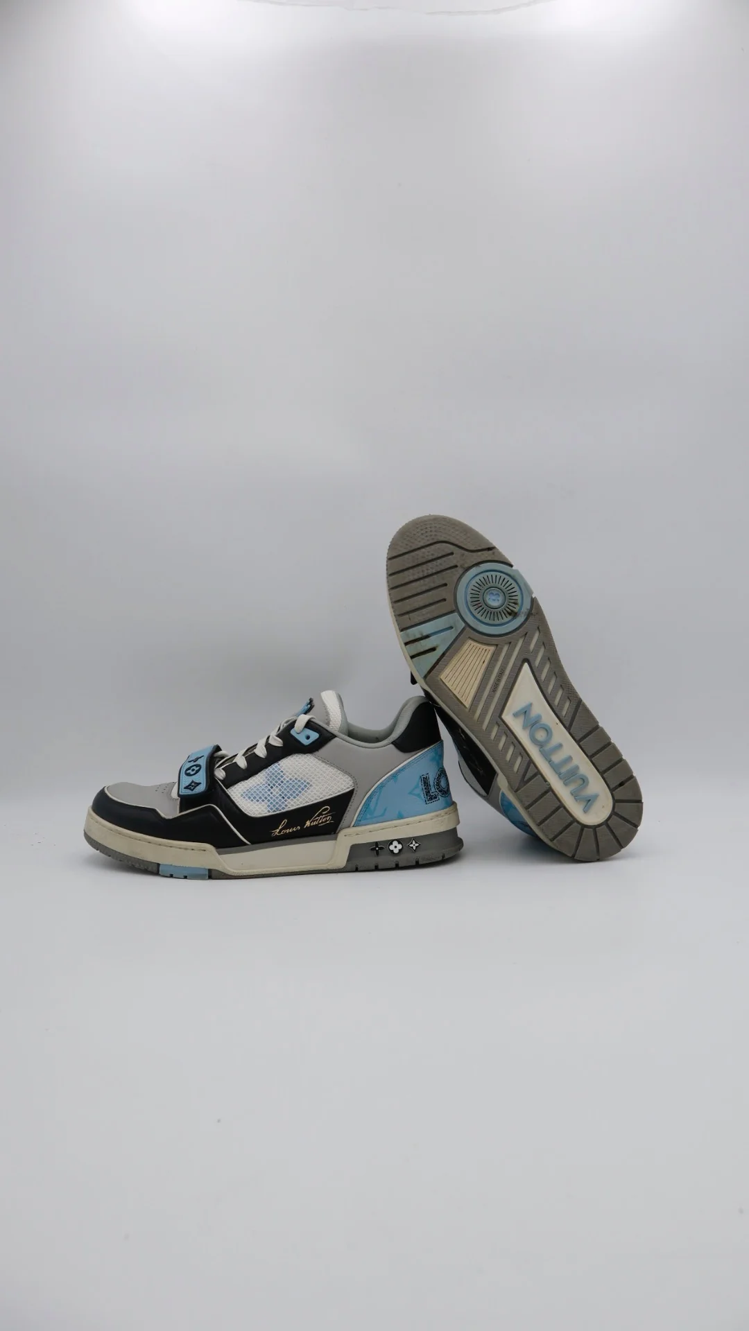 Louis Vuitton Trainer 5