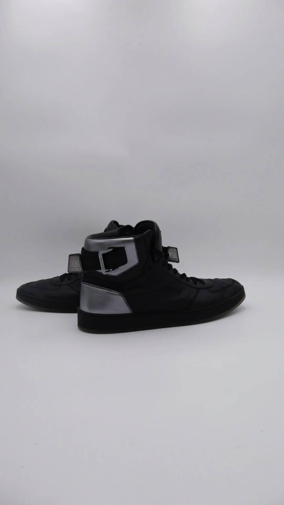 Louis Vuitton Rivioli High 4