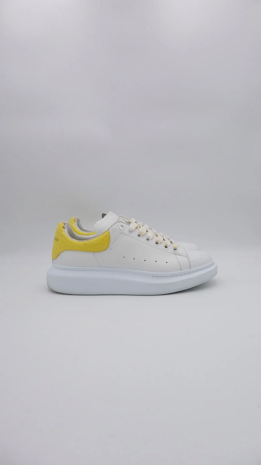 Mcqueen Yellow Cocodrile 