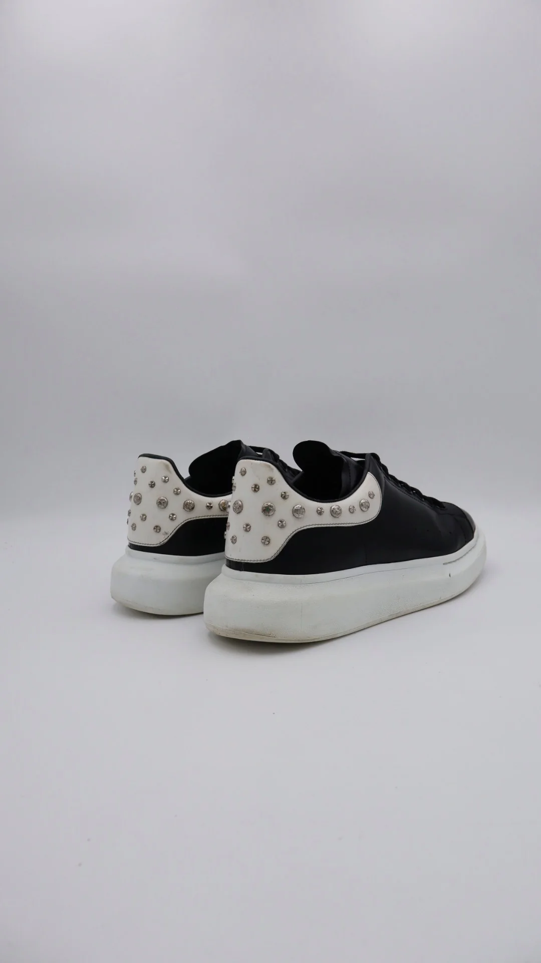 Mcqueen Black N White 3