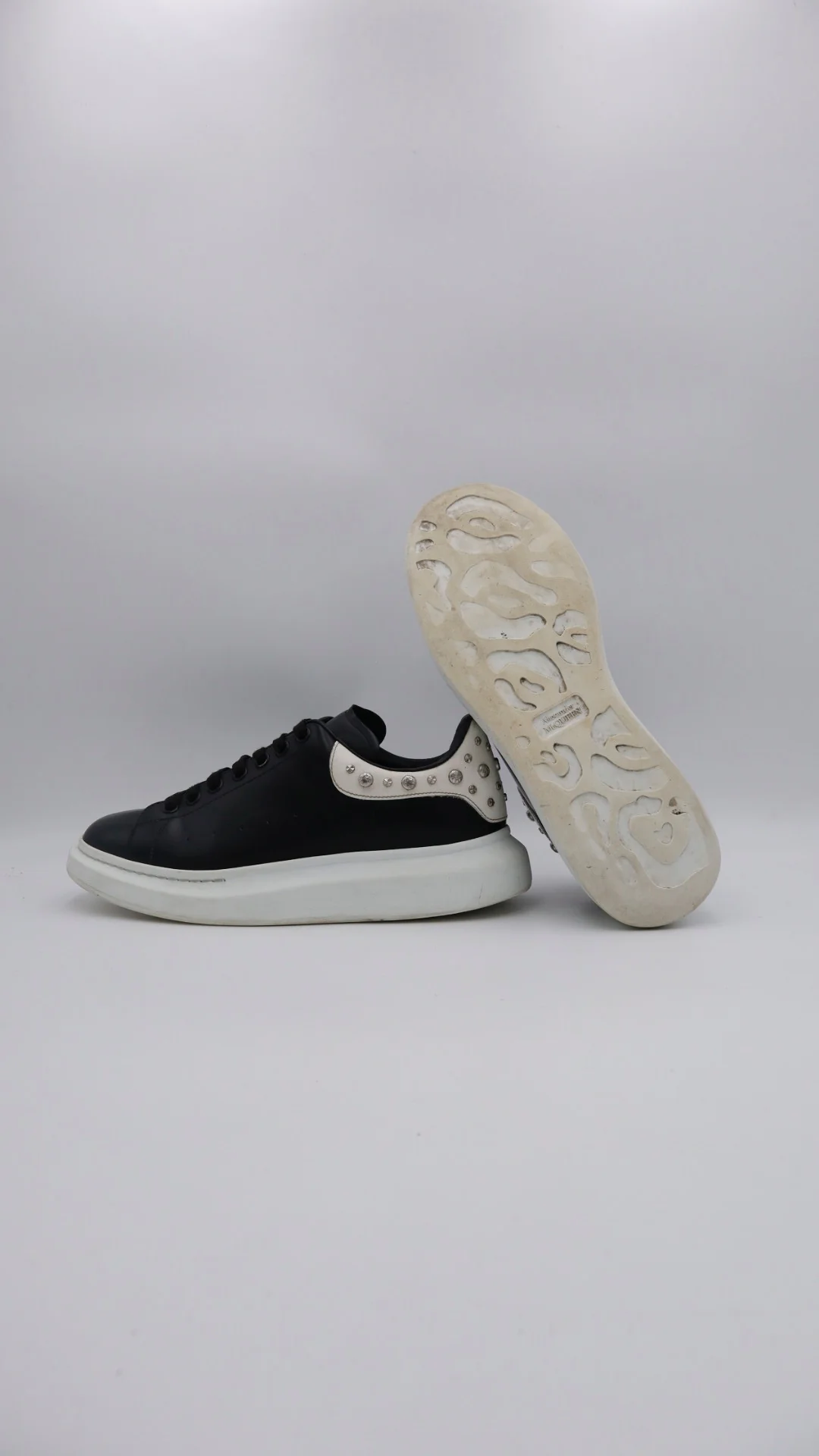 Mcqueen Black N White 5