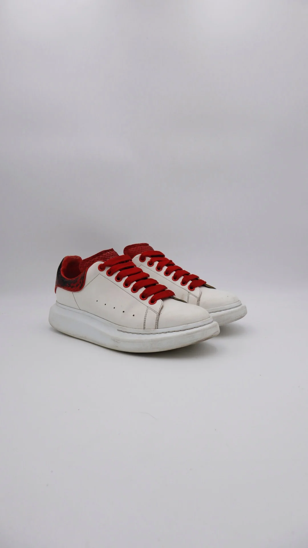 Mcqueen White Red 2