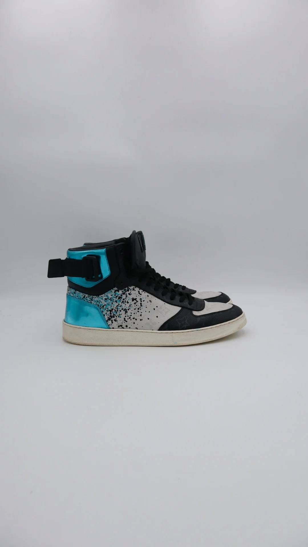Louis Vuitton Rivioli High 