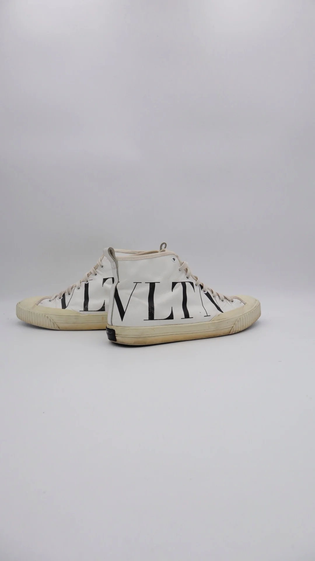 Valentino High 4