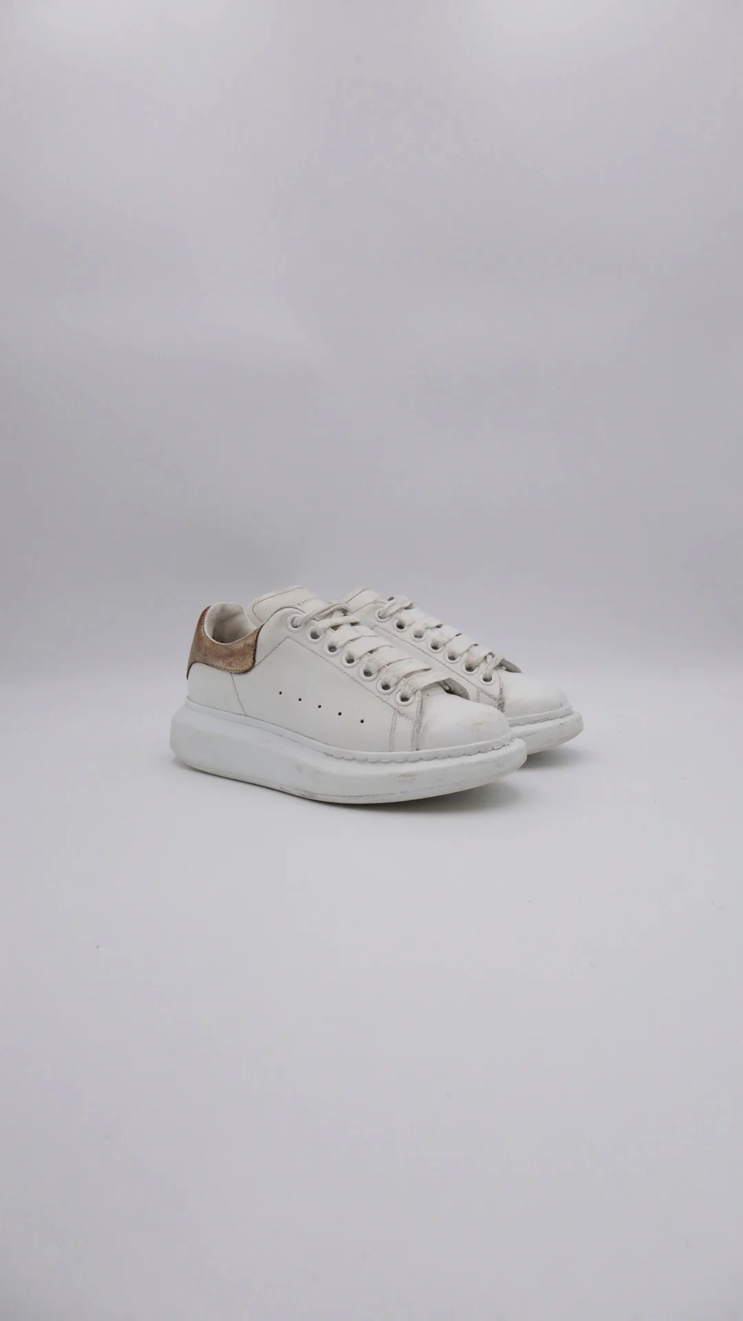 Mcqueen Gold 2
