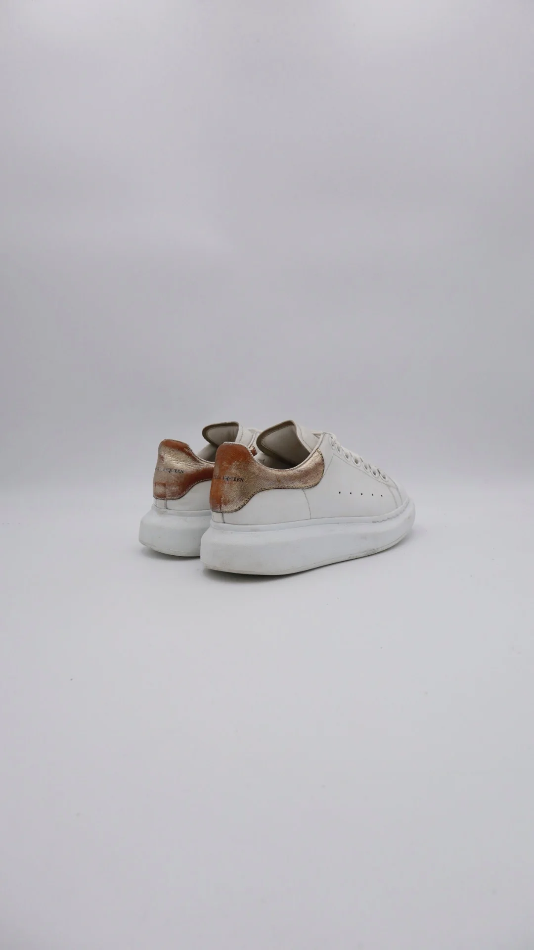 Mcqueen Gold 3