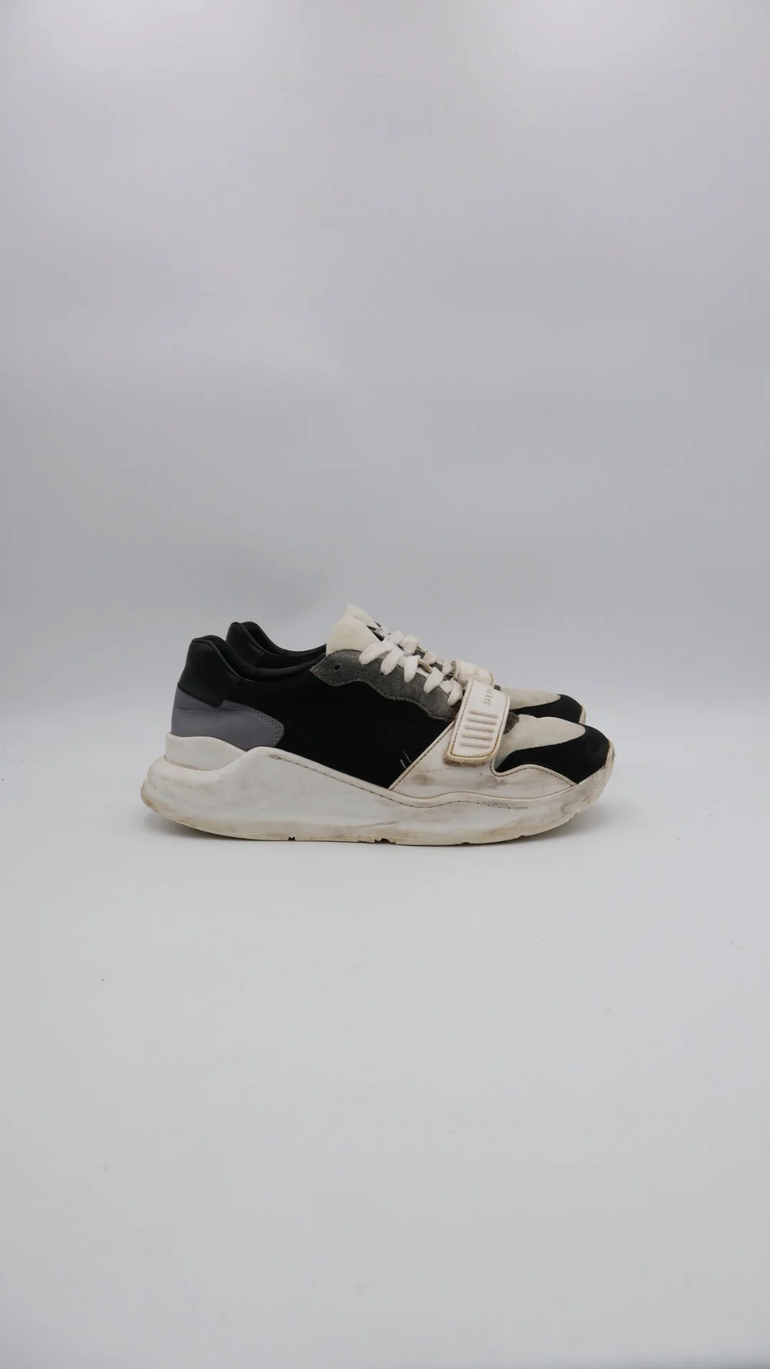 Burberry Low Strap