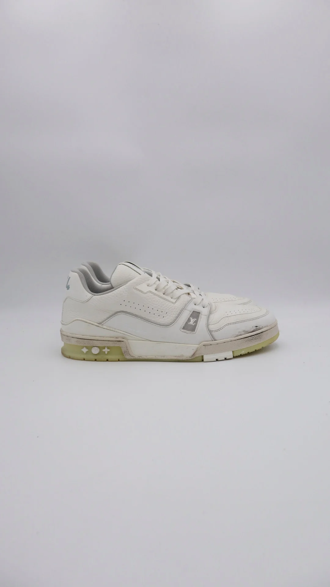 Louis Vuitton Trainer #54