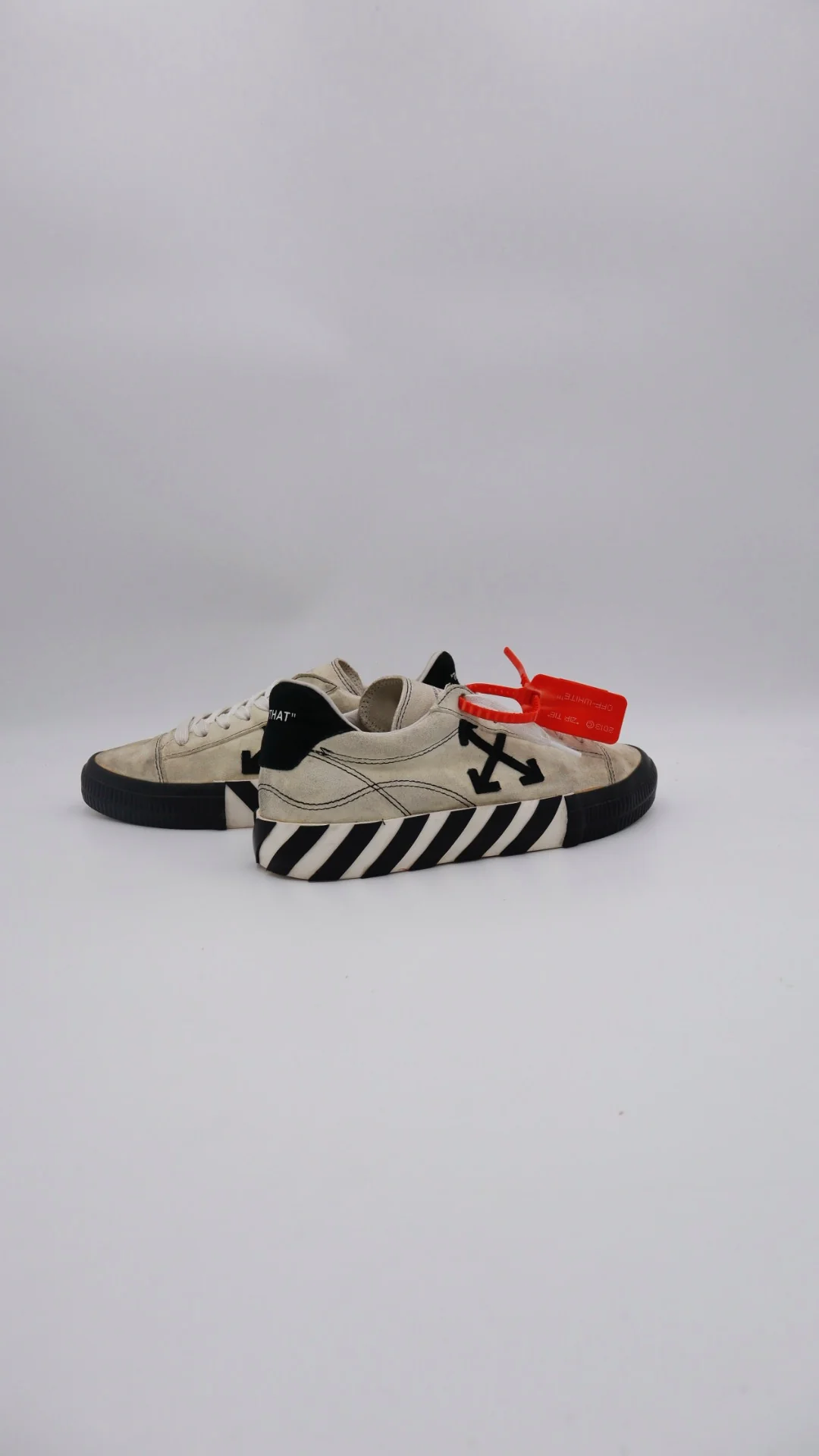 Off Vulc Low 4