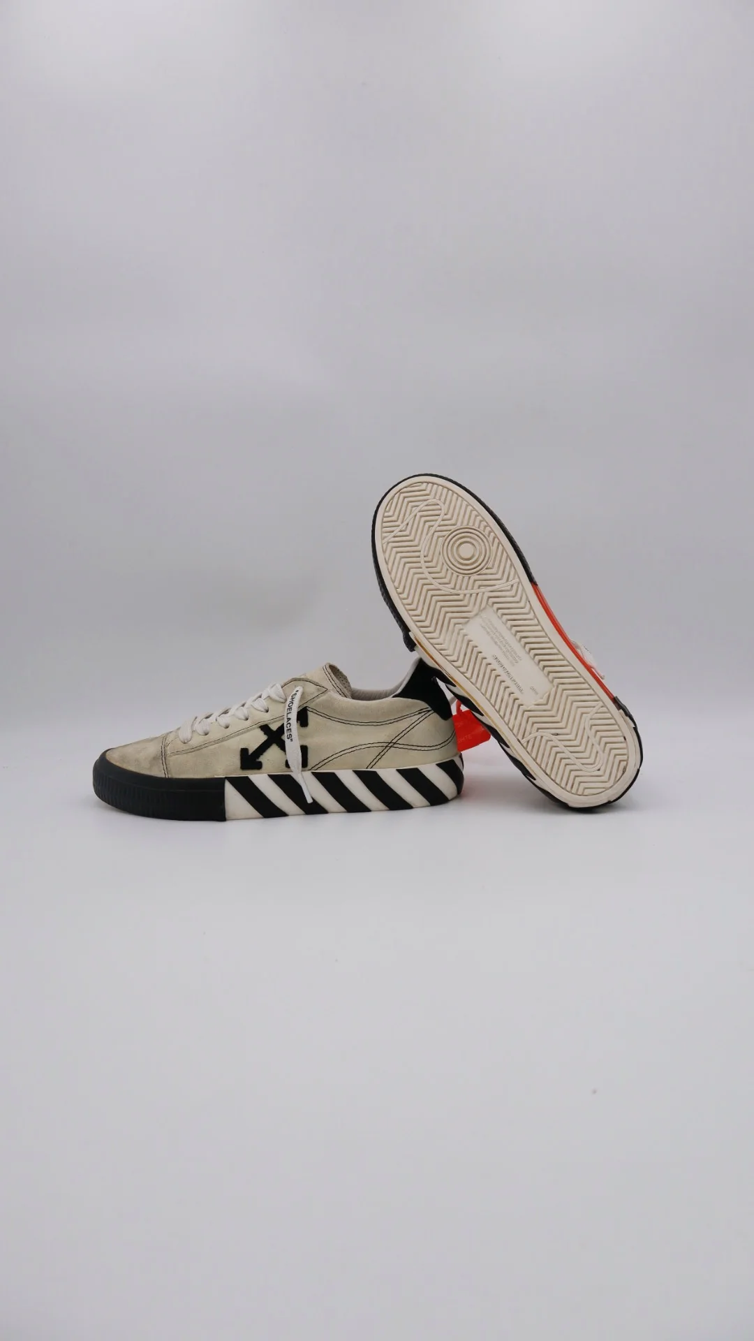 Off Vulc Low 5