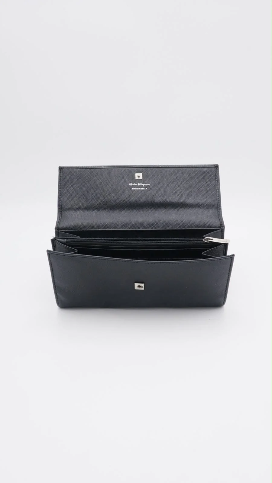 Cartera Ferragamo Grande  2