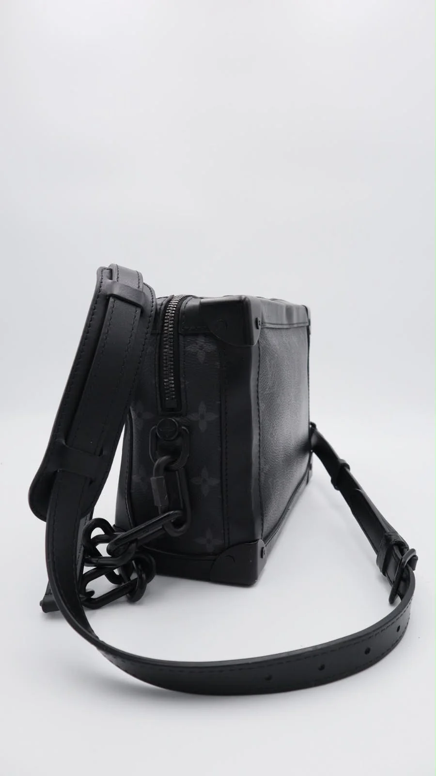 Louis Vuitton Trunk  3