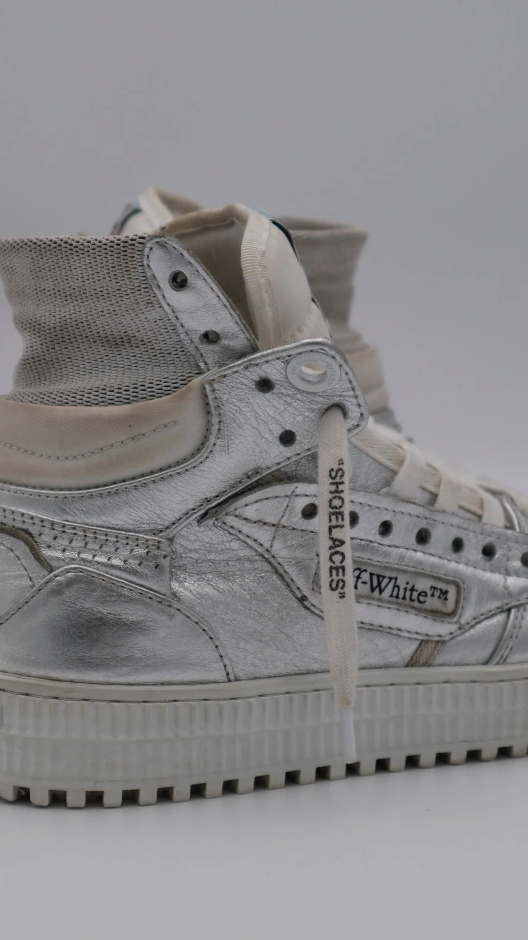 Off White Court 5